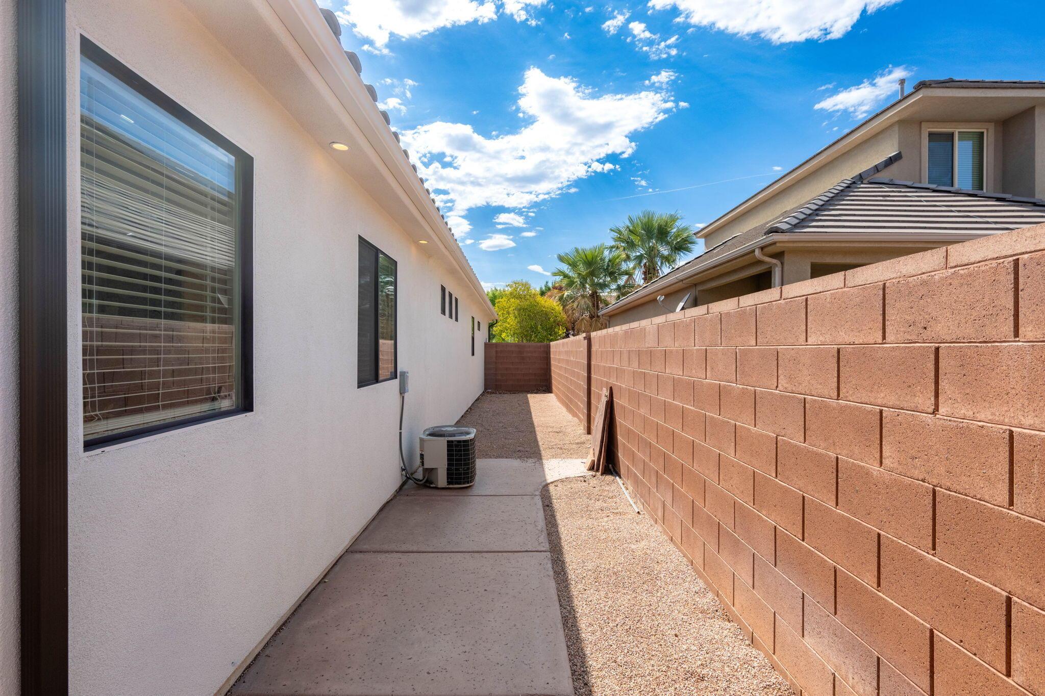 St George, Utah, 84790, United States, 4 Bedrooms Bedrooms, ,3 BathroomsBathrooms,Residential,For Sale,1931400
