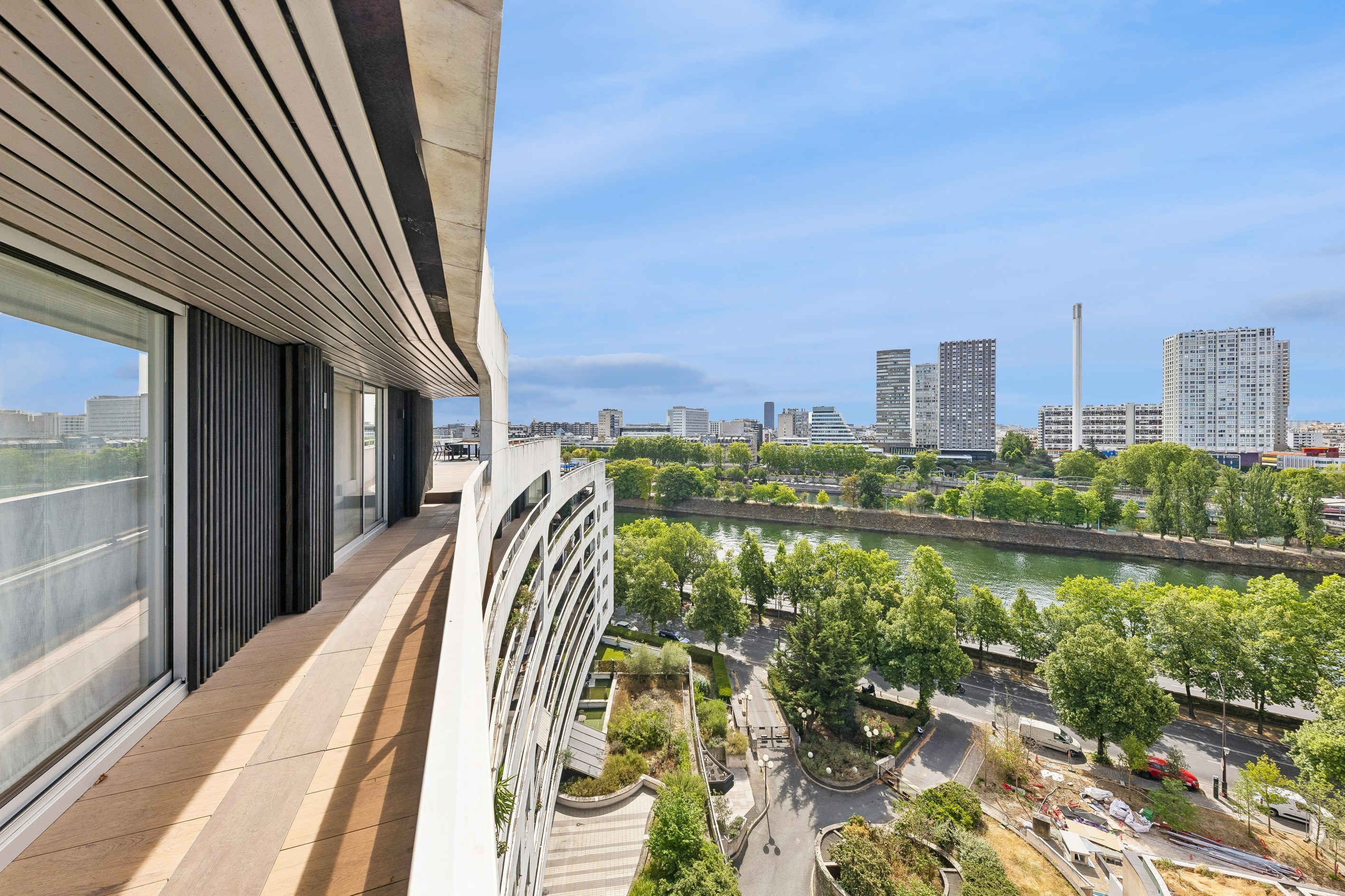  PARIS 16TH  SEINE RIVERFRONT  TERRACE APARTMENT WITH PANORAMIC SEINE VIEWS - 物件實景
