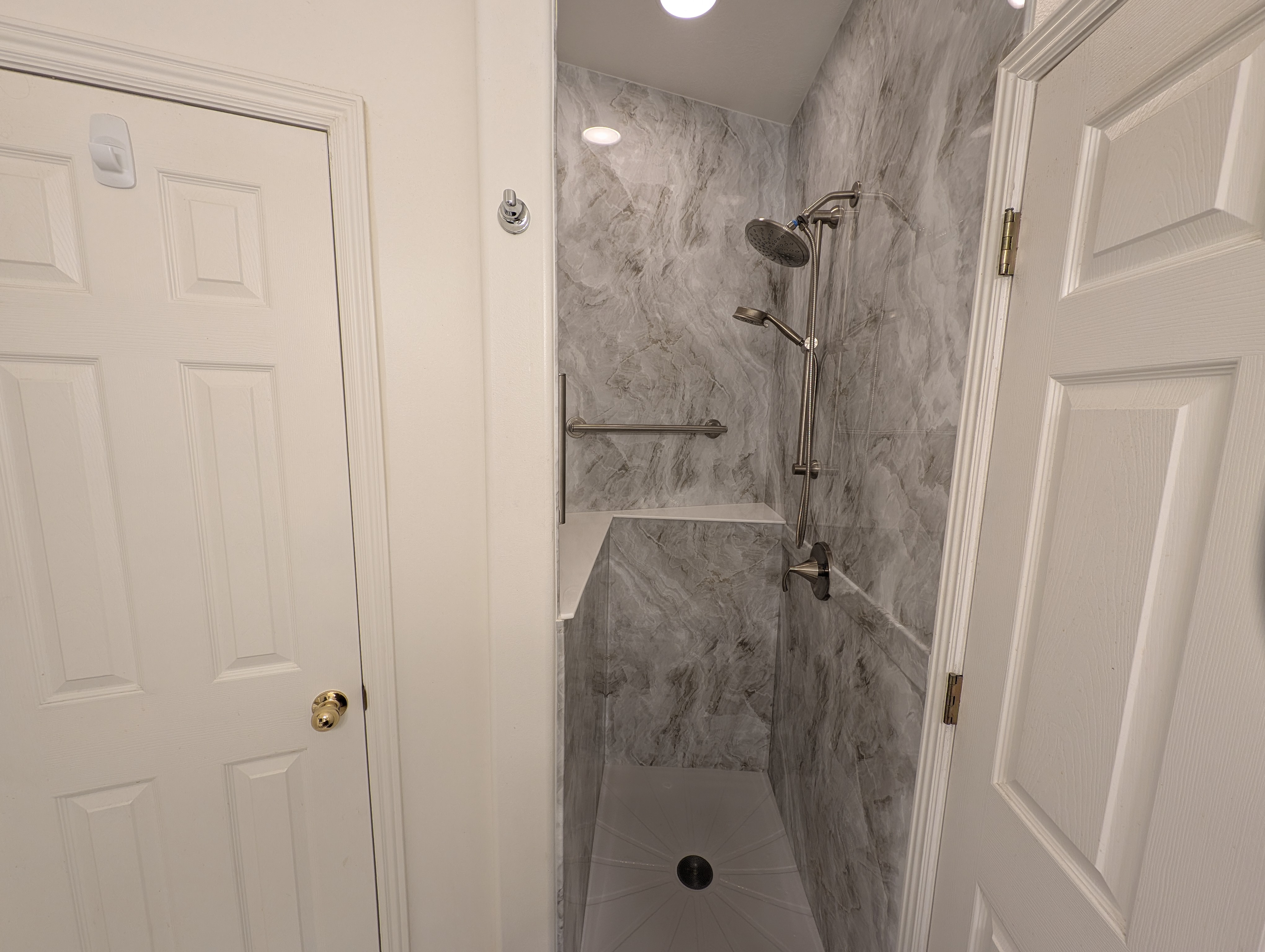 Provo, Utah, 84606, United States, 5 Bedrooms Bedrooms, ,2 BathroomsBathrooms,Residential,For Sale,2002549