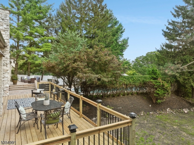 South Orange Village Twp., New Jersey, 07079, United States, 5 Bedrooms Bedrooms, ,4 BathroomsBathrooms,Residential,For Sale,1940447