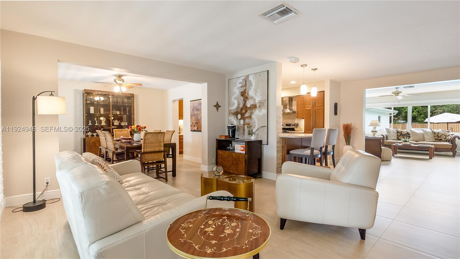 Hollywood, Florida, 33021, United States, 3 Bedrooms Bedrooms, ,2 BathroomsBathrooms,Residential,For Sale,2001683