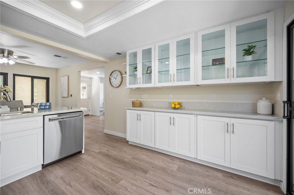 Huntington Beach, California, 92646, United States, 4 Bedrooms Bedrooms, ,3 BathroomsBathrooms,Residential,For Sale,1912576
