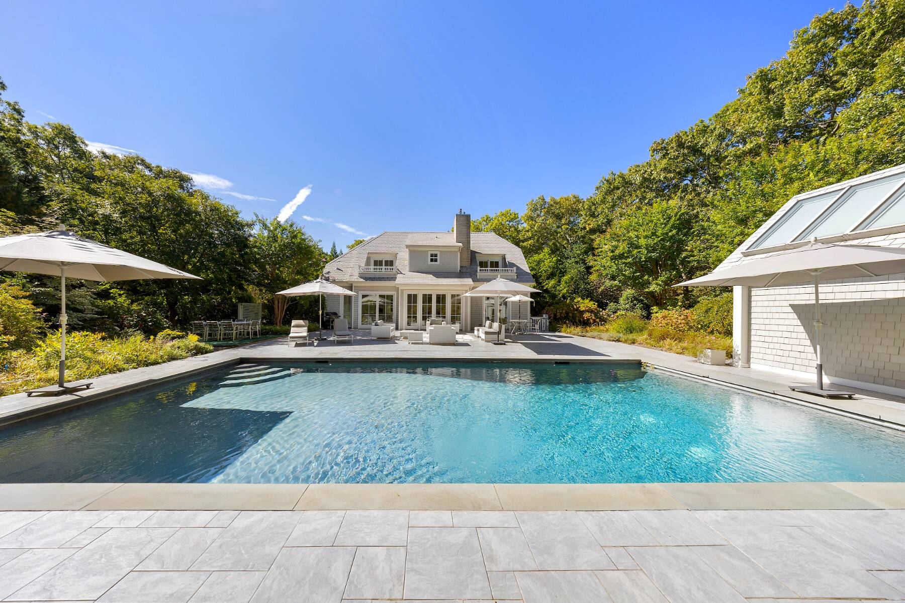  Beautifully Appointed, Gated Northwest Harbor Home - 物件實景
