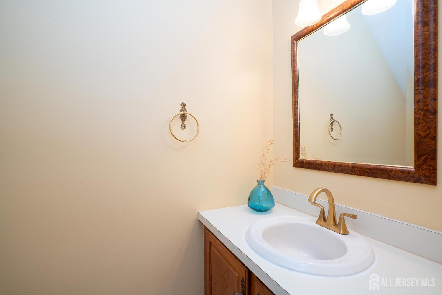 South Brunswick, New Jersey, 08824, United States, 3 Bedrooms Bedrooms, ,3 BathroomsBathrooms,Residential,For Sale,1980206