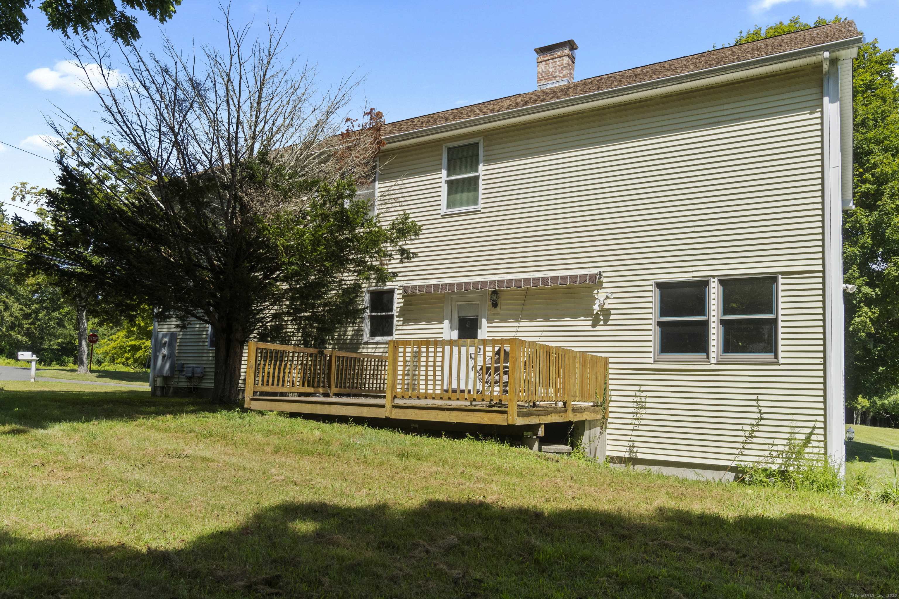 Woodbury, Connecticut, 06798, United States, 6 Bedrooms Bedrooms, ,3 BathroomsBathrooms,Residential,For Sale,1940915