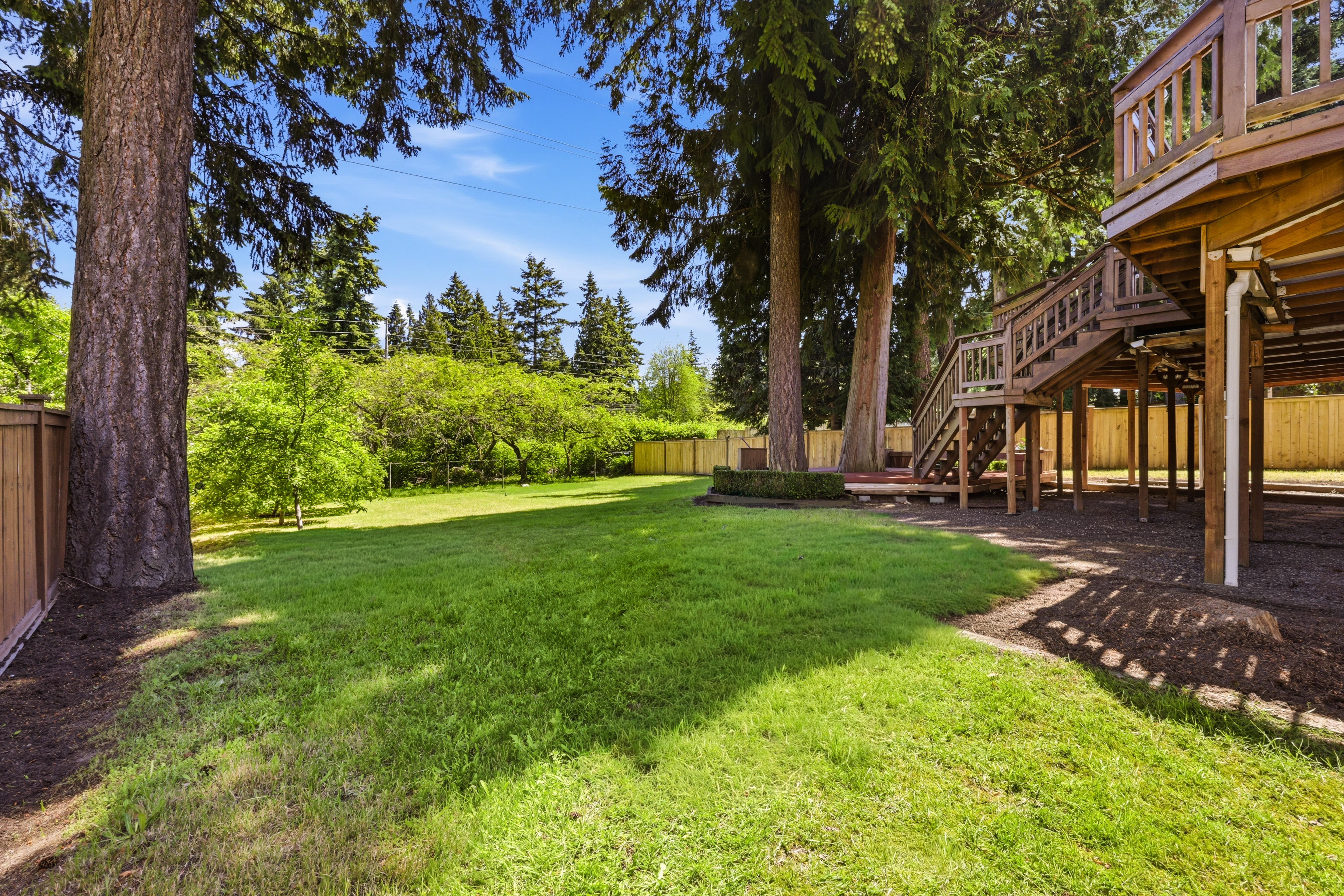 7612 135th Place Northeast, Redmond, WA 98052 - 物件實景