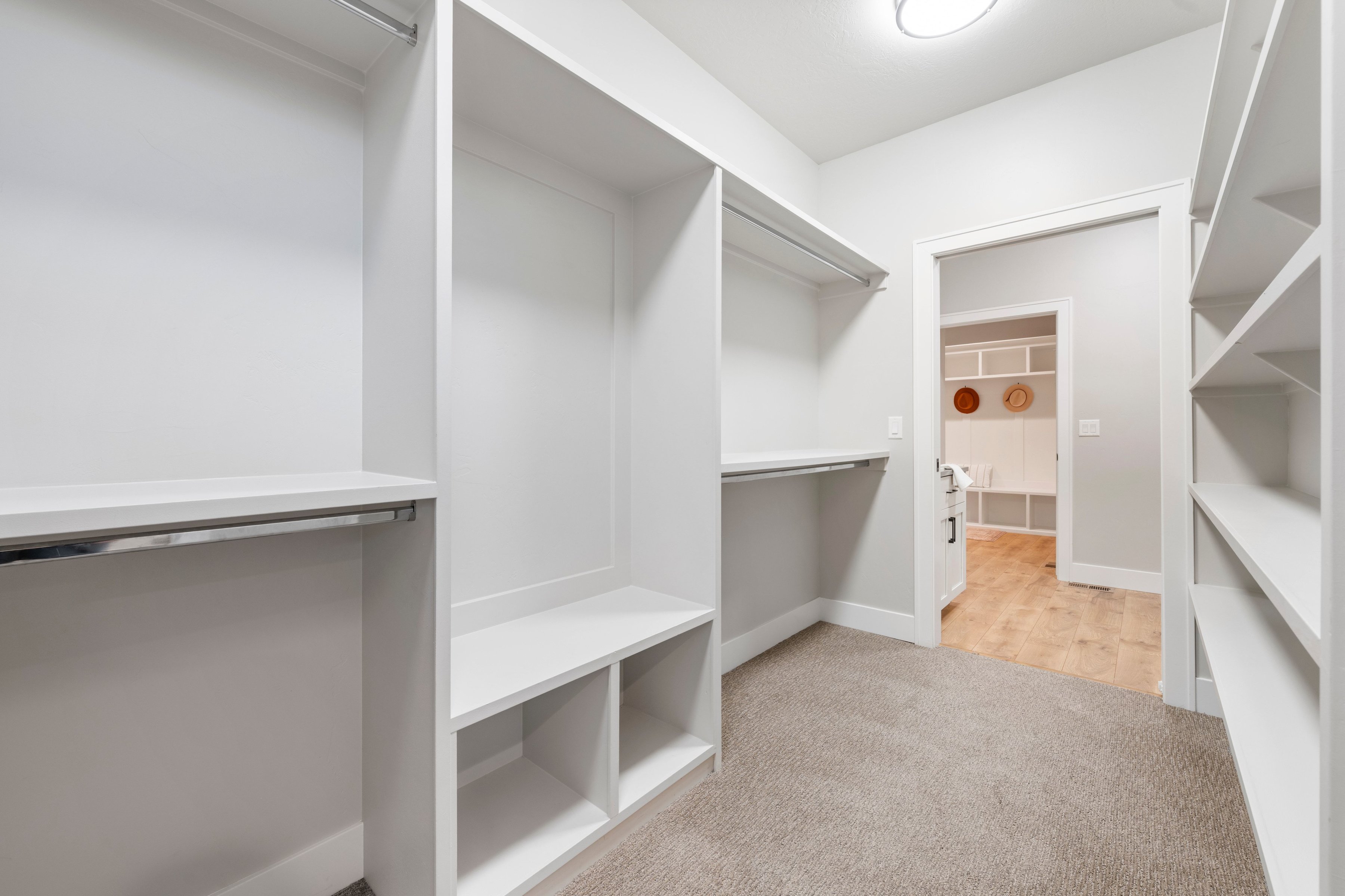  Comfortable Living with Flexible Space & Inviting Design - 物件實景