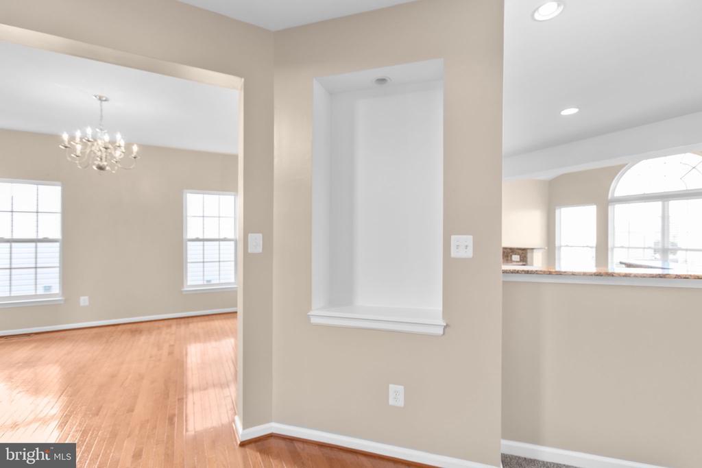 Fredericksburg, Virginia, 22407, United States, 4 Bedrooms Bedrooms, ,4 BathroomsBathrooms,Residential,For Sale,1883172