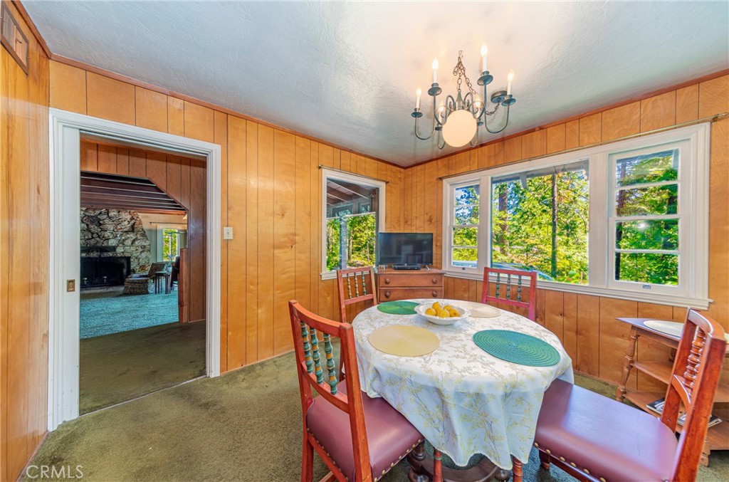 Fish Camp, California, 93623, United States, 5 Bedrooms Bedrooms, ,2 BathroomsBathrooms,Residential,For Sale,1881332