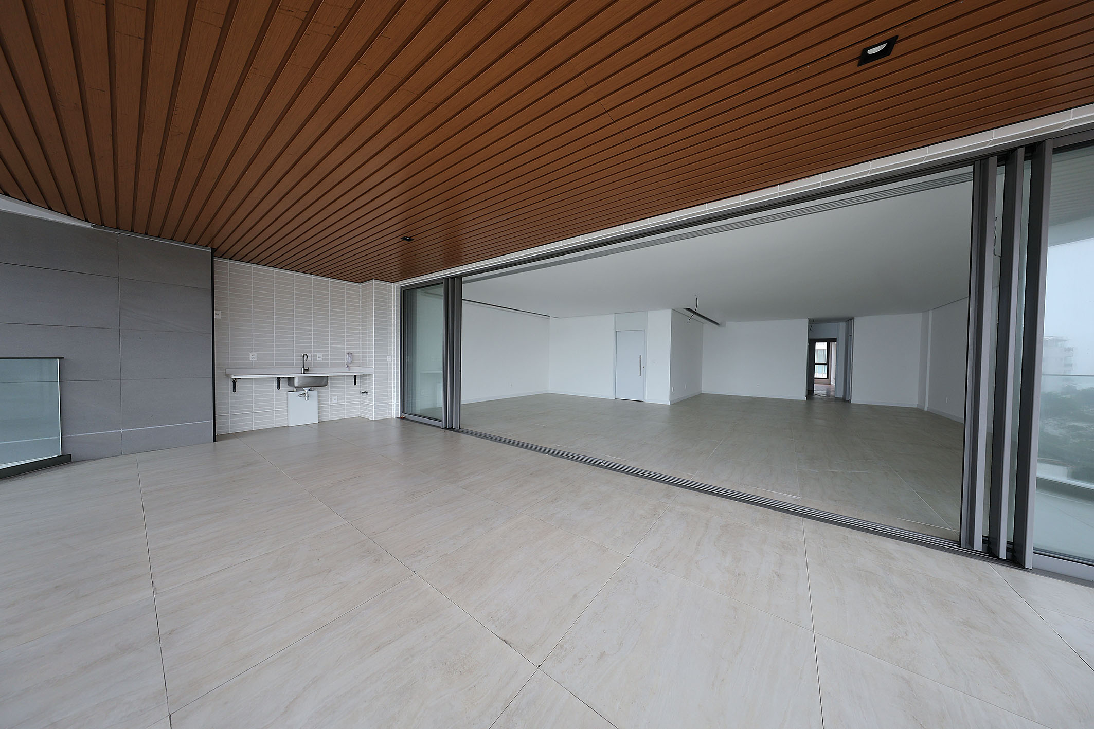  Elegant four-suite residence in a full-service residential condominium - 物件實景