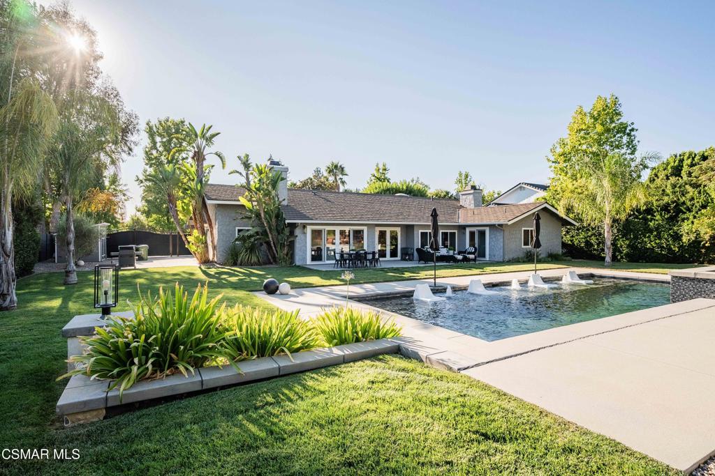 Simi Valley, California, 93065, United States, 4 Bedrooms Bedrooms, ,3 BathroomsBathrooms,Residential,For Sale,1941283