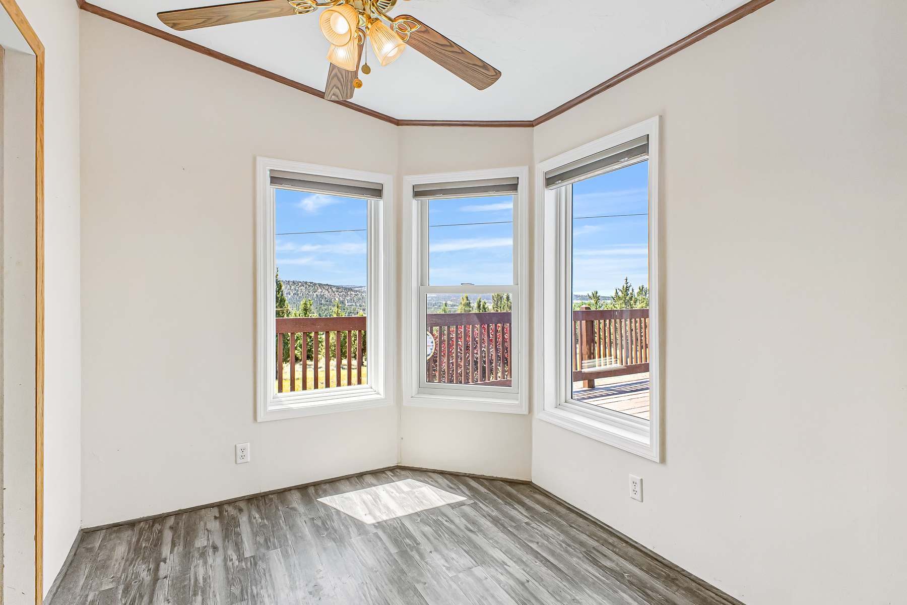 Prineville, Oregon, 97754, United States, 3 Bedrooms Bedrooms, ,2 BathroomsBathrooms,Residential,For Sale,1885821