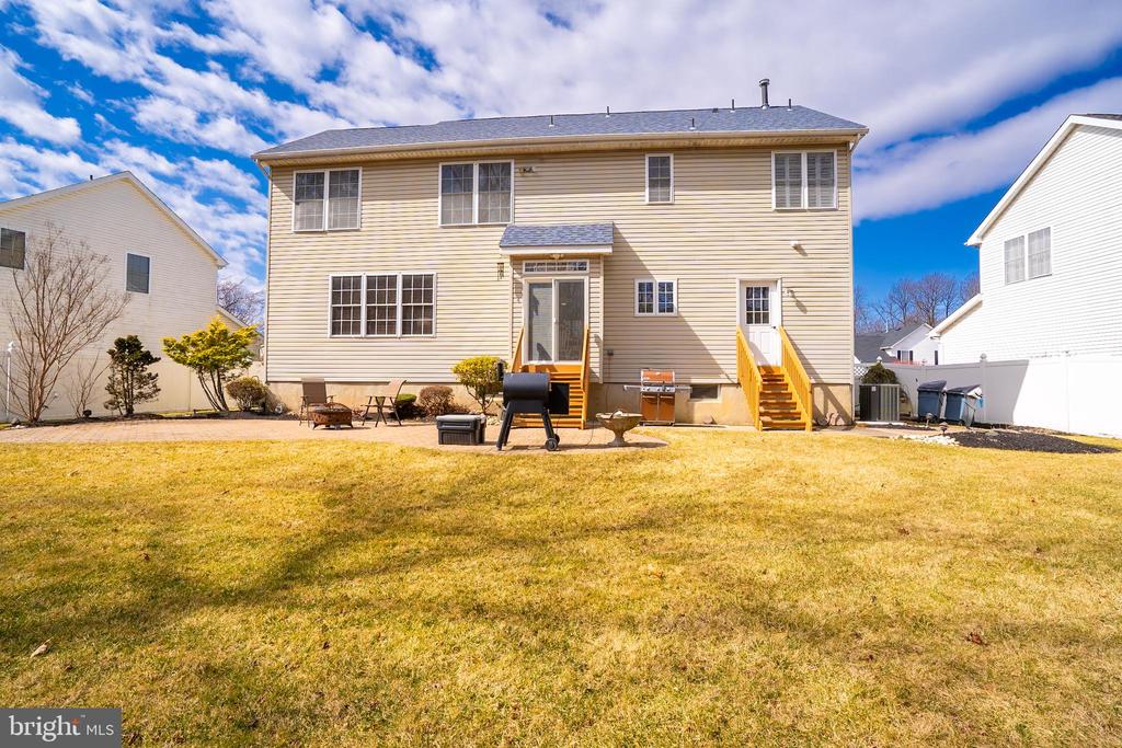 Monmouth Junction, New Jersey, 08852, United States, 4 Bedrooms Bedrooms, ,3 BathroomsBathrooms,Residential,For Sale,1869569