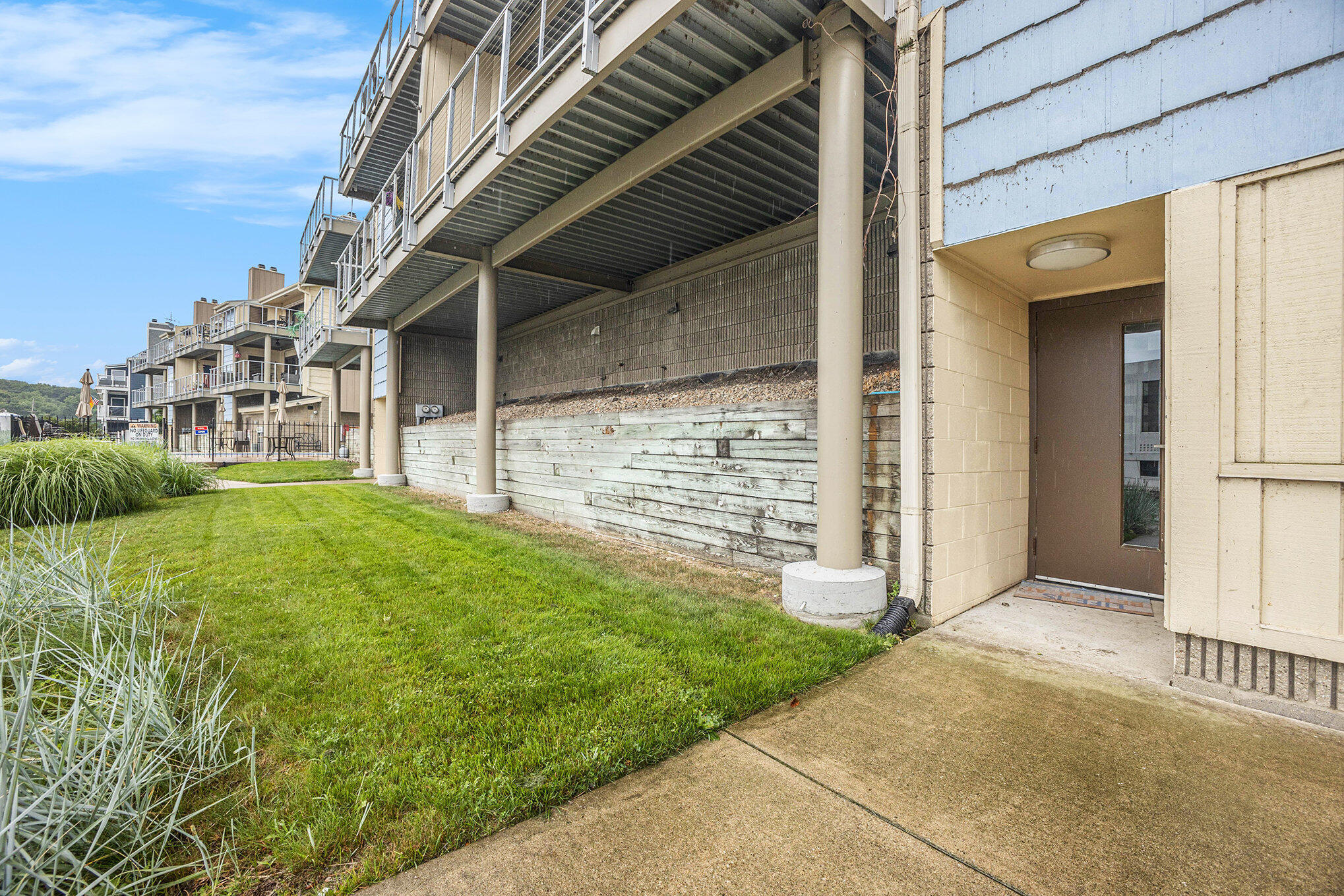 Michigan City, Indiana, 46360, United States, 3 Bedrooms Bedrooms, ,4 BathroomsBathrooms,Residential,For Sale,1904264