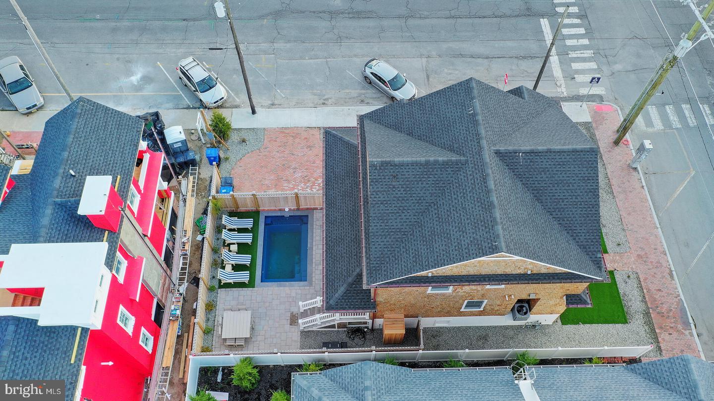 Beach Haven, New Jersey, 08008, United States, 5 Bedrooms Bedrooms, ,4 BathroomsBathrooms,Residential,For Sale,1995746