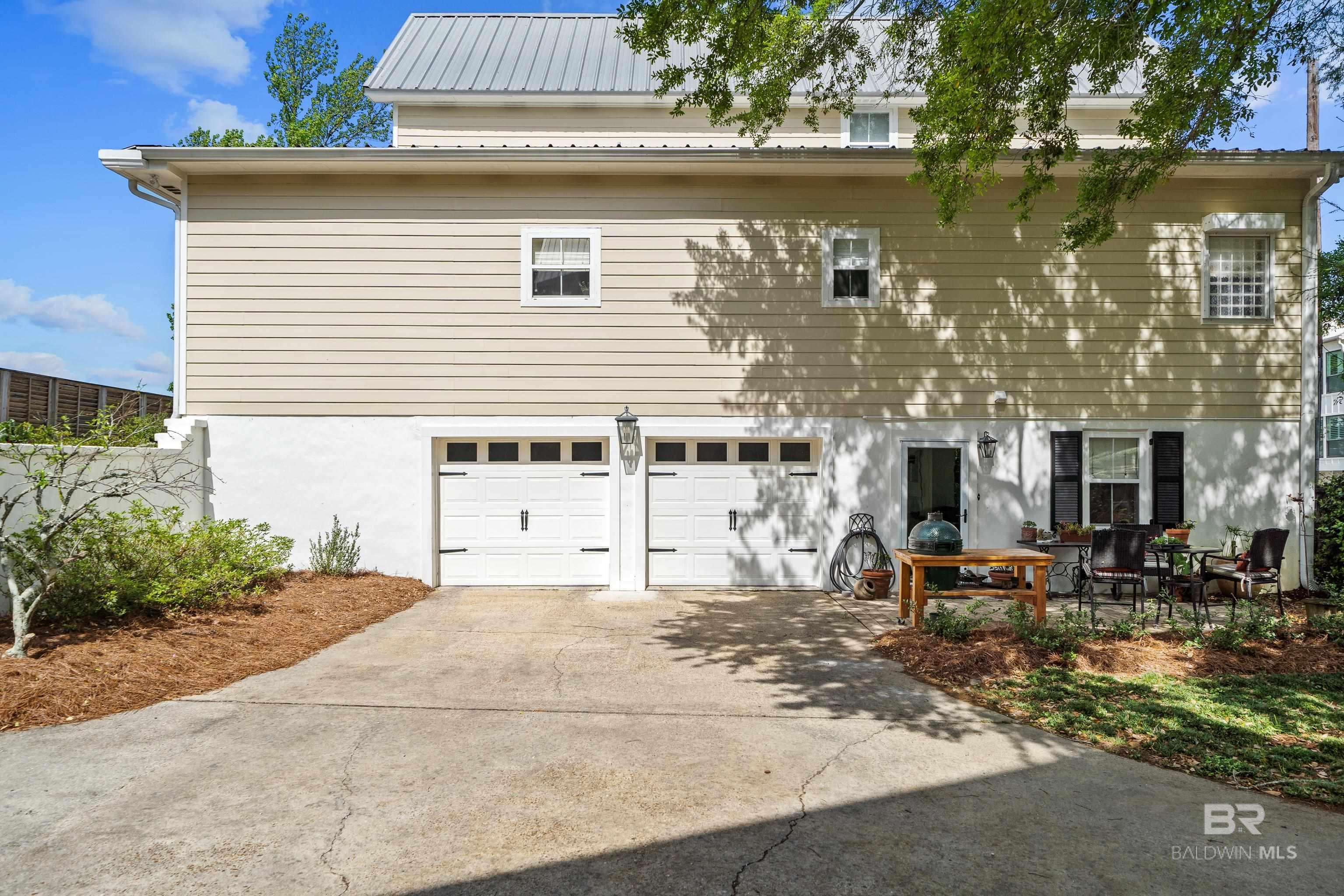 Fairhope, Alabama, 36532, United States, 3 Bedrooms Bedrooms, ,4 BathroomsBathrooms,Residential,For Sale,1805118
