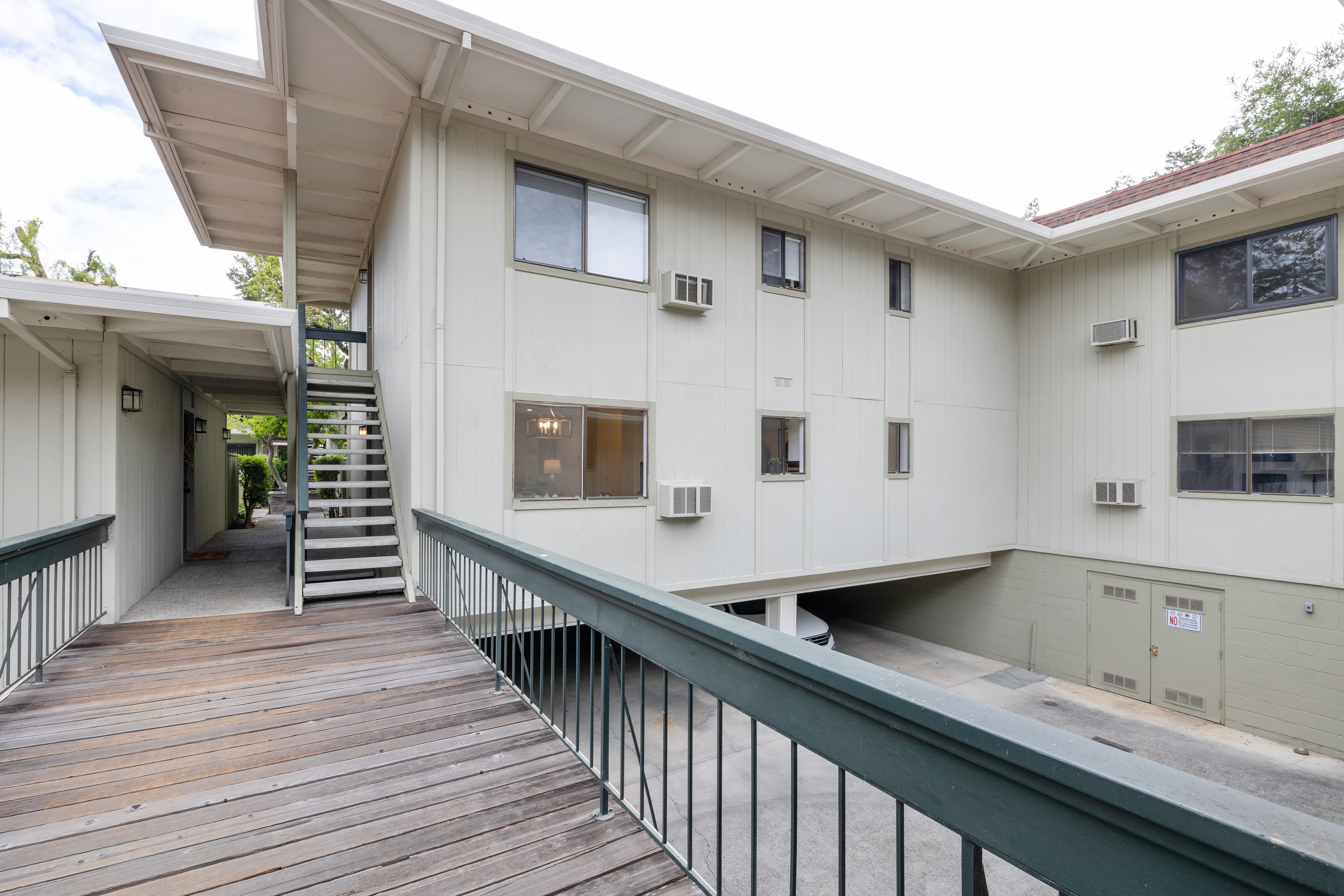  Updated Condo In Prime Los Altos Cul de Sac Location - 物件實景