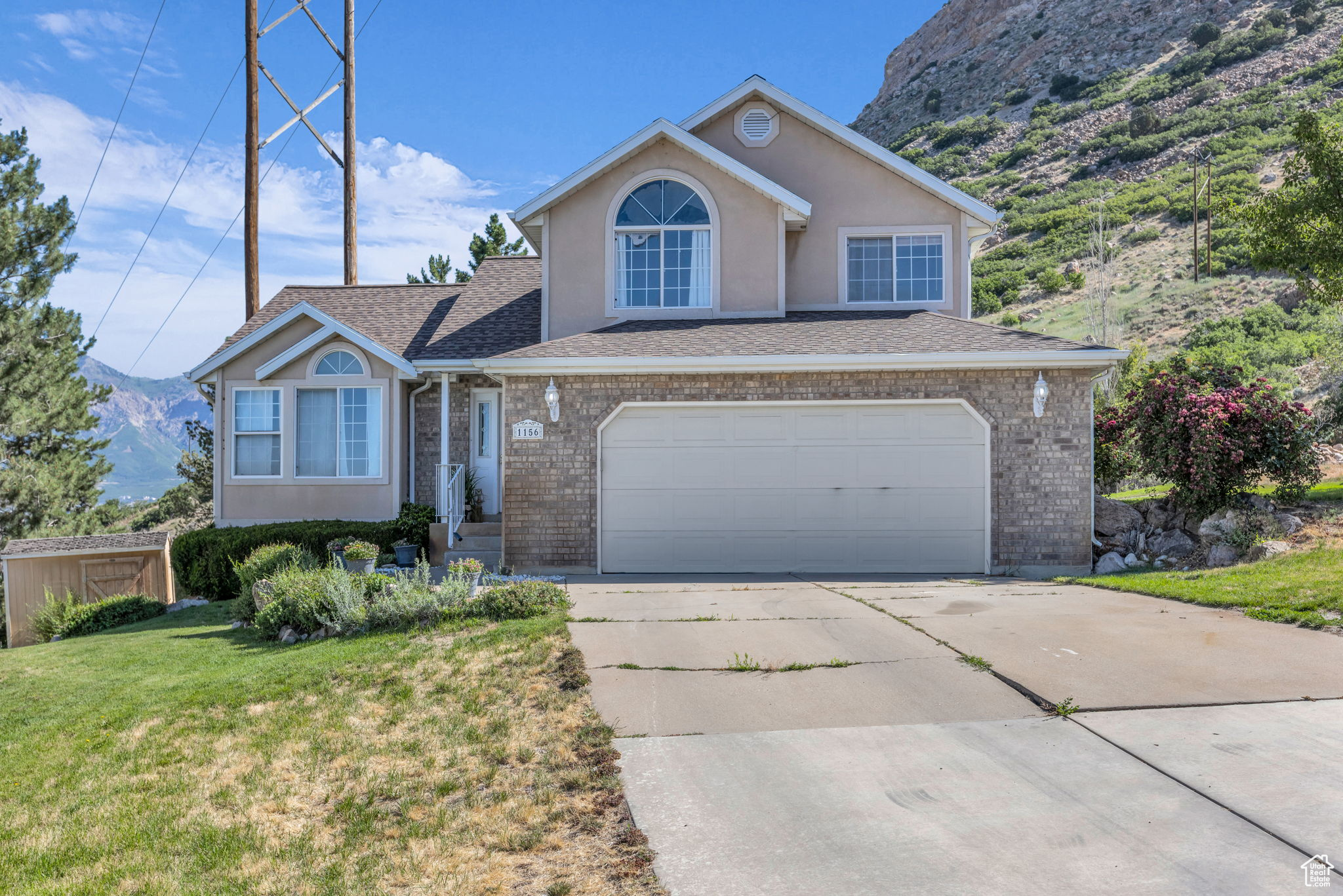 Ogden, Utah, 84404, United States, 4 Bedrooms Bedrooms, ,3 BathroomsBathrooms,Residential,For Sale,1867138