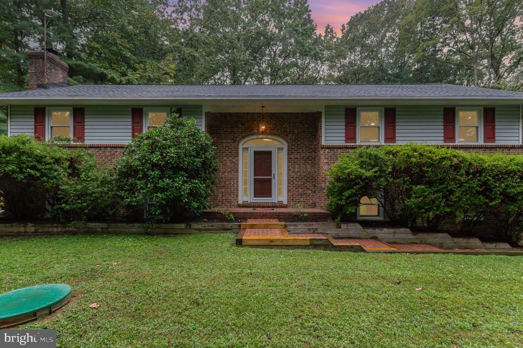 Manassas, Virginia, 20112, United States, 4 Bedrooms Bedrooms, ,3 BathroomsBathrooms,Residential,For Sale,1977190