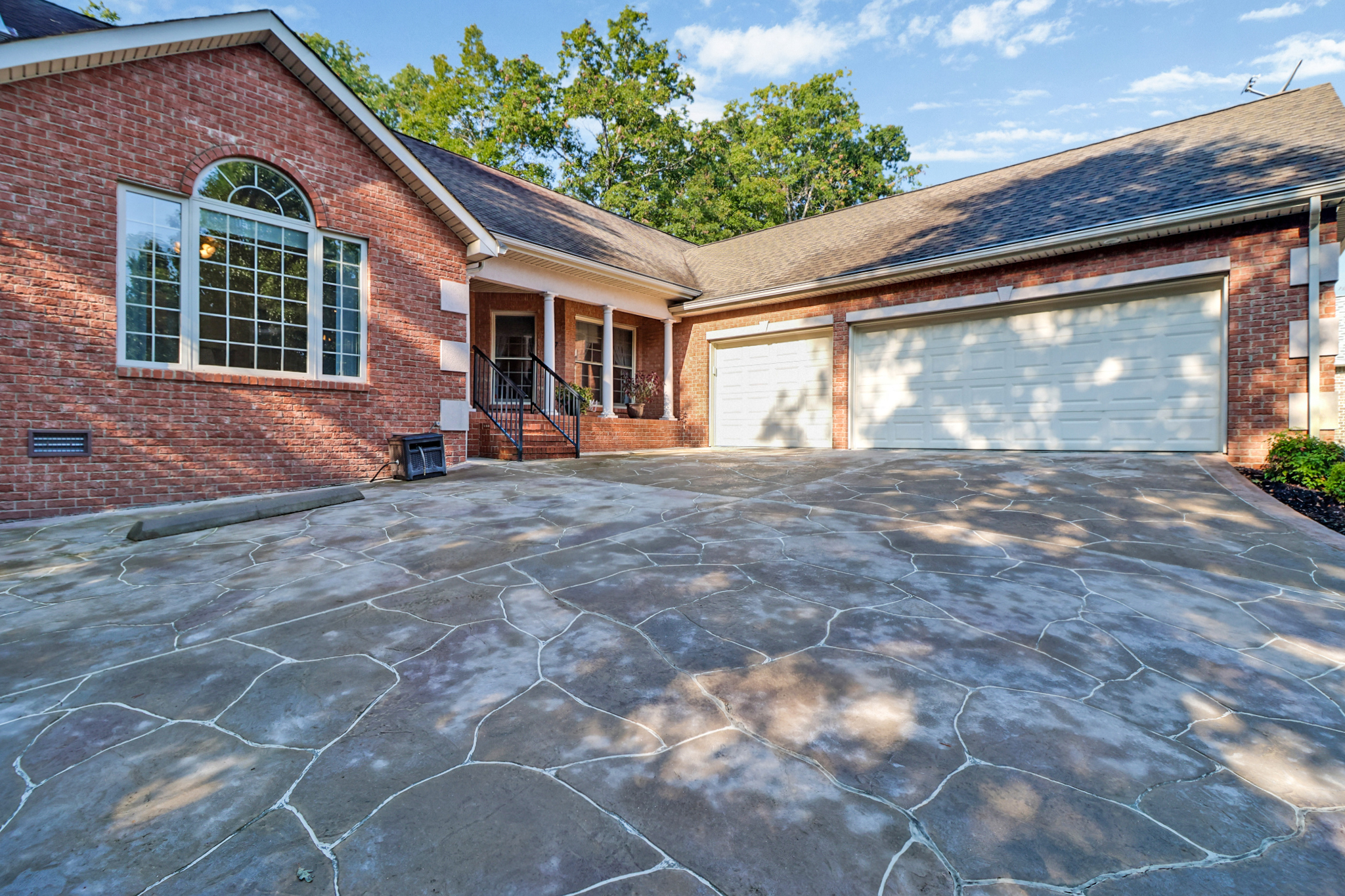 Fairfield Glade, Tennessee, 38558, United States, 3 Bedrooms Bedrooms, ,2 BathroomsBathrooms,Residential,For Sale,1945006