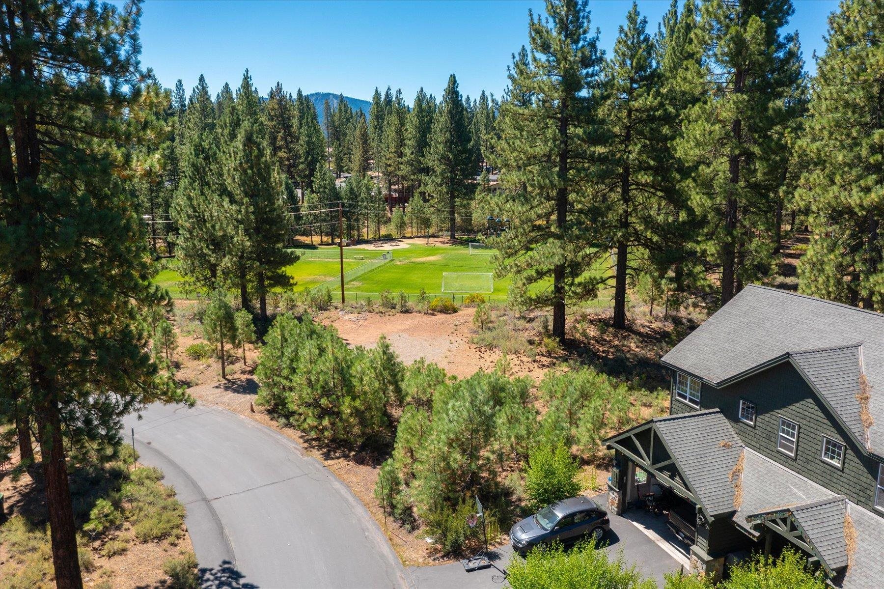 Truckee, California, 96161, United States, ,Land,For Sale,1942120