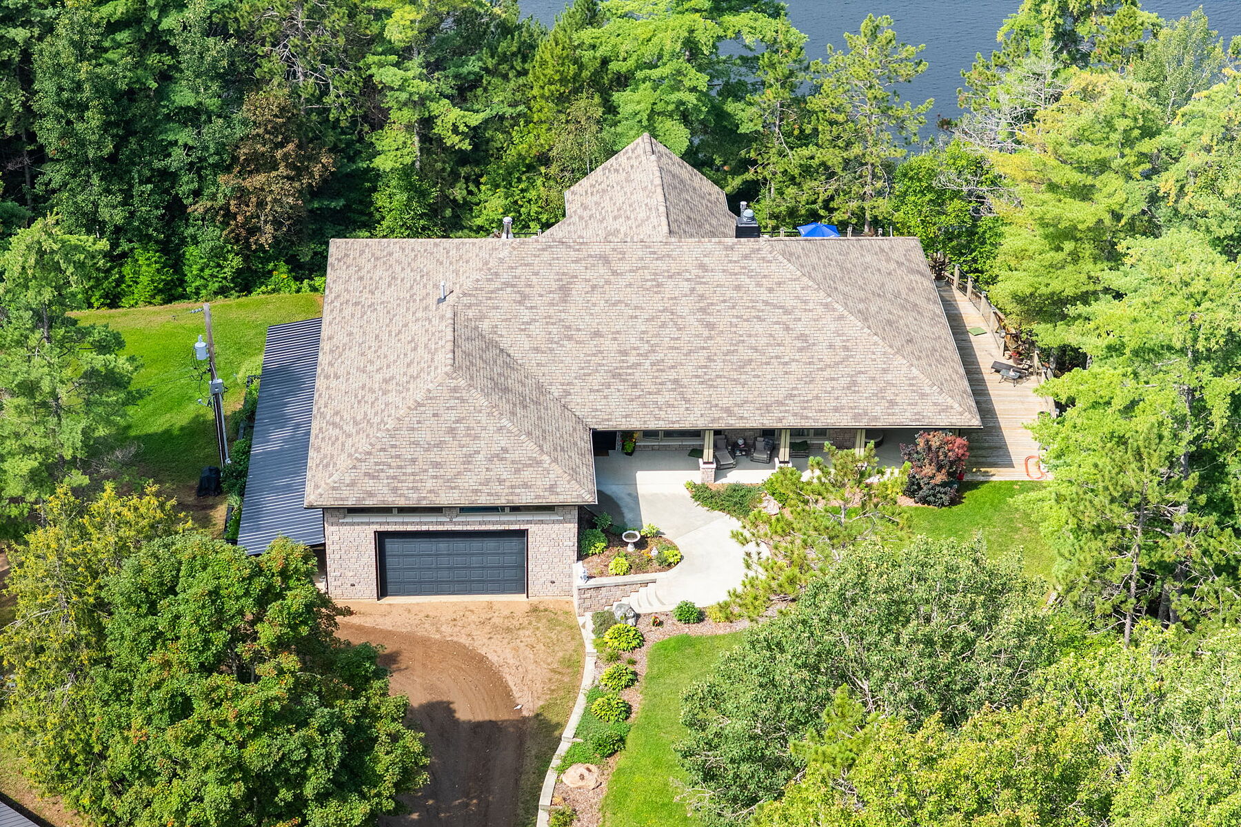  Exceptional Waterfront Estate - 物件實景