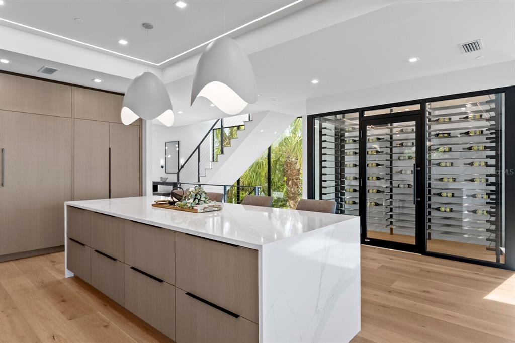 Indian Rocks Beach, Florida, 33785, United States, 8 Bedrooms Bedrooms, ,11 BathroomsBathrooms,Residential,For Sale,1997282