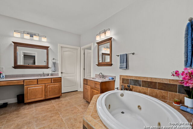 Boerne, Texas, 78006, United States, 4 Bedrooms Bedrooms, ,3 BathroomsBathrooms,Residential,For Sale,1917847