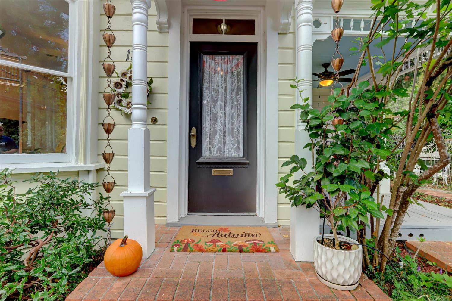 Nevada City, California, 95959, United States, 4 Bedrooms Bedrooms, ,2 BathroomsBathrooms,Residential,For Sale,1983992