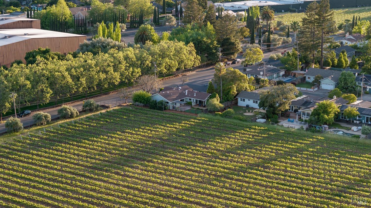 Sonoma, California, 95476, United States, 3 Bedrooms Bedrooms, ,2 BathroomsBathrooms,Residential,For Sale,1798326