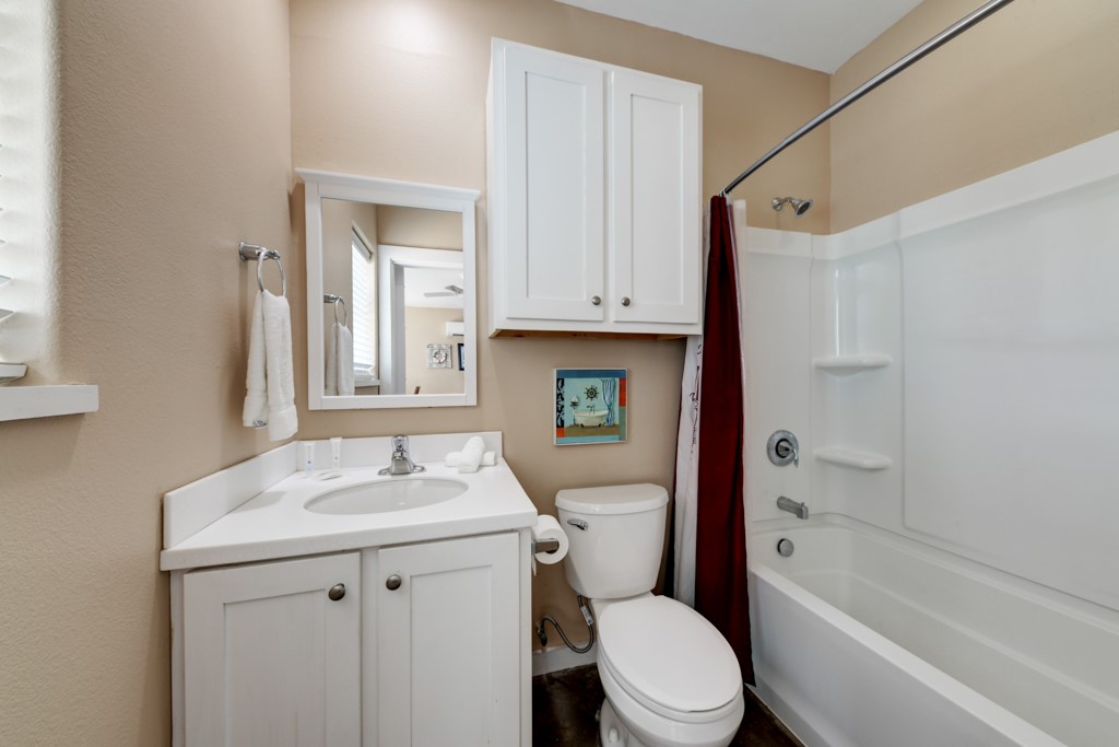 Port Aransas, Texas, 78373, United States, 4 Bedrooms Bedrooms, ,4 BathroomsBathrooms,Residential,For Sale,1837341