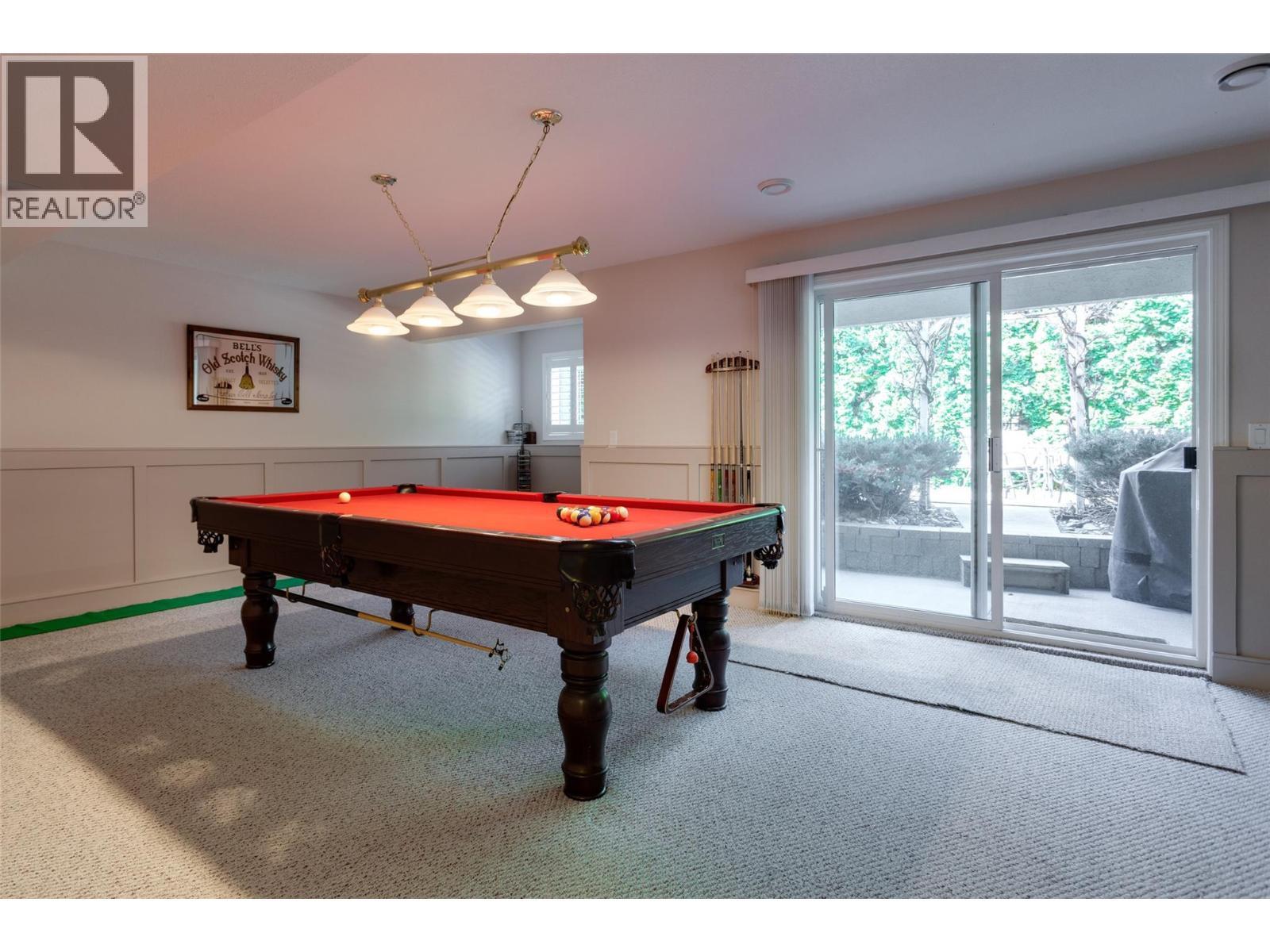 KELOWNA, British Columbia, V1V 1Z9, CA, 4 Bedrooms Bedrooms, ,3 BathroomsBathrooms,Residential,For Sale,1961747