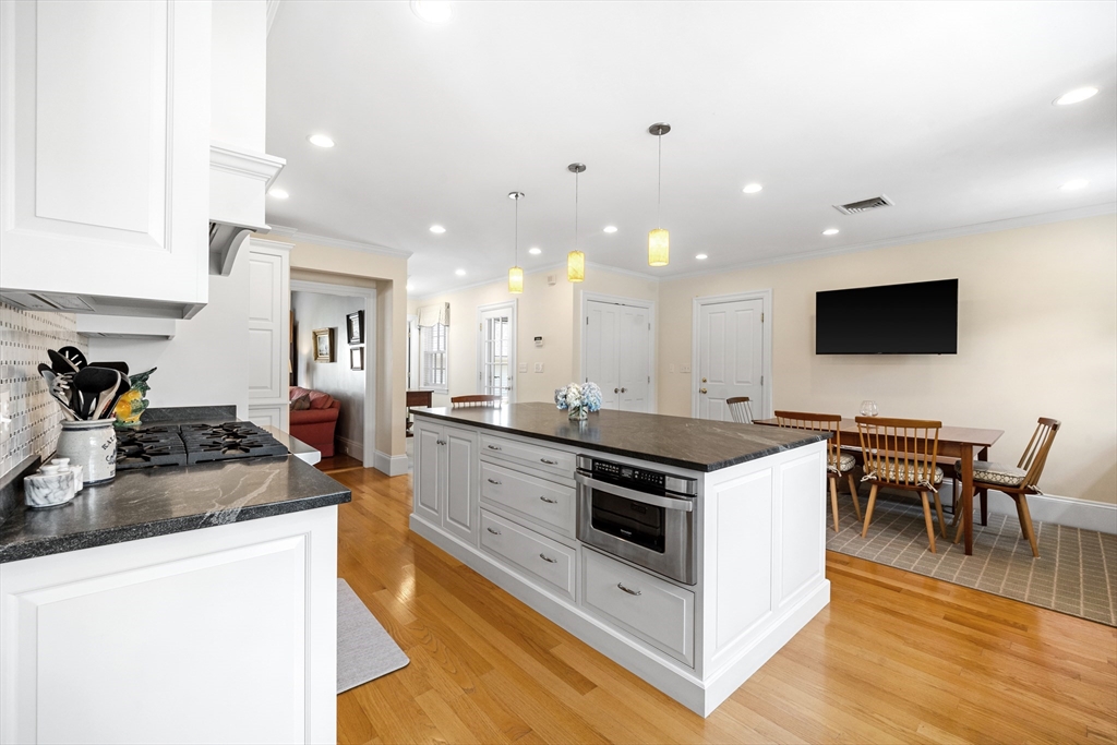 Hingham, Massachusetts, 02043, United States, 5 Bedrooms Bedrooms, ,5 BathroomsBathrooms,Residential,For Sale,1901935