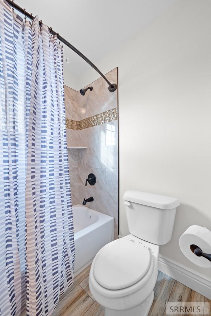 AMMON, Idaho, 83406, United States, 6 Bedrooms Bedrooms, ,3 BathroomsBathrooms,Residential,For Sale,2014866