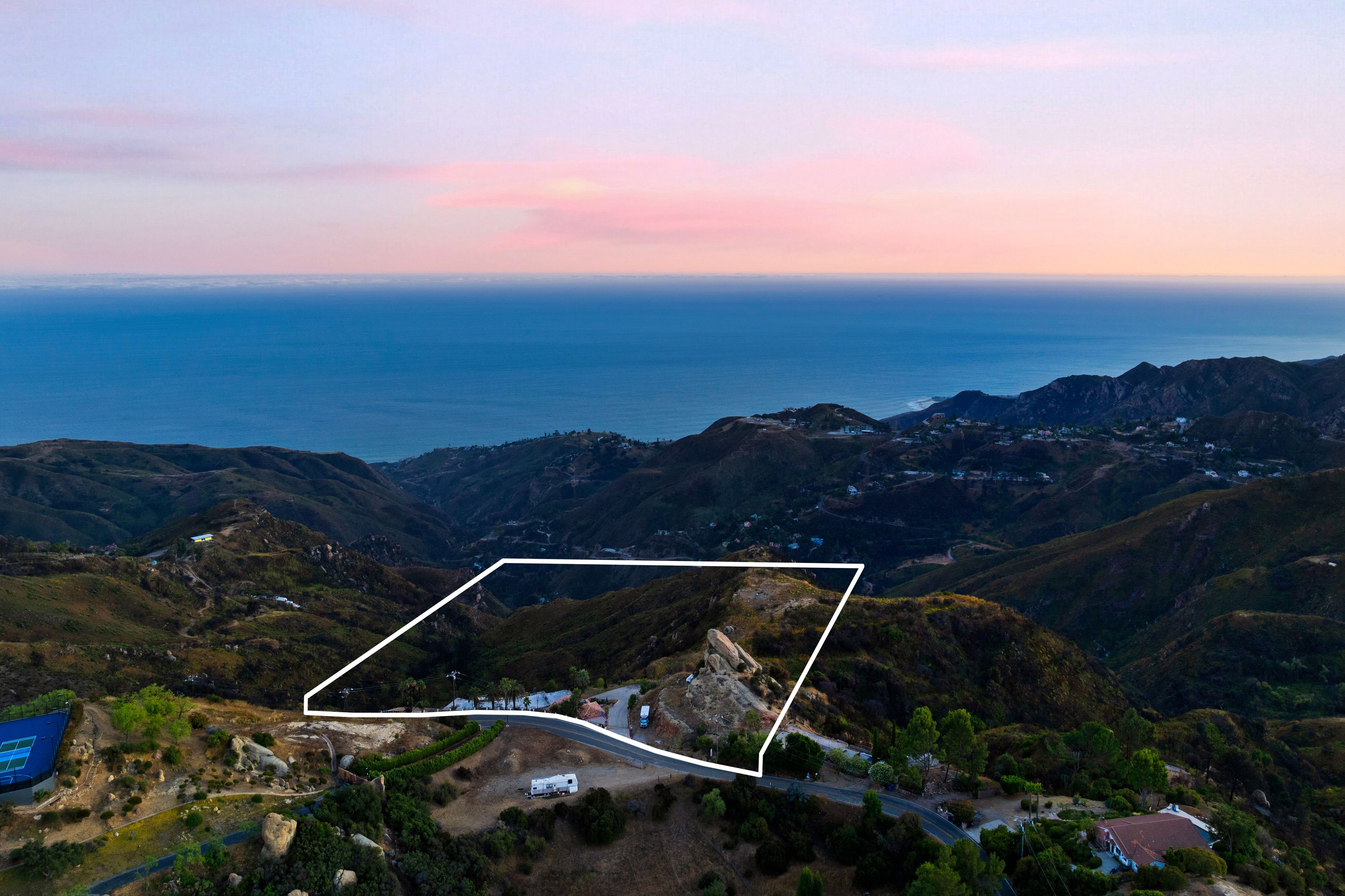  23010 Saddle Peak Road - 物件實景