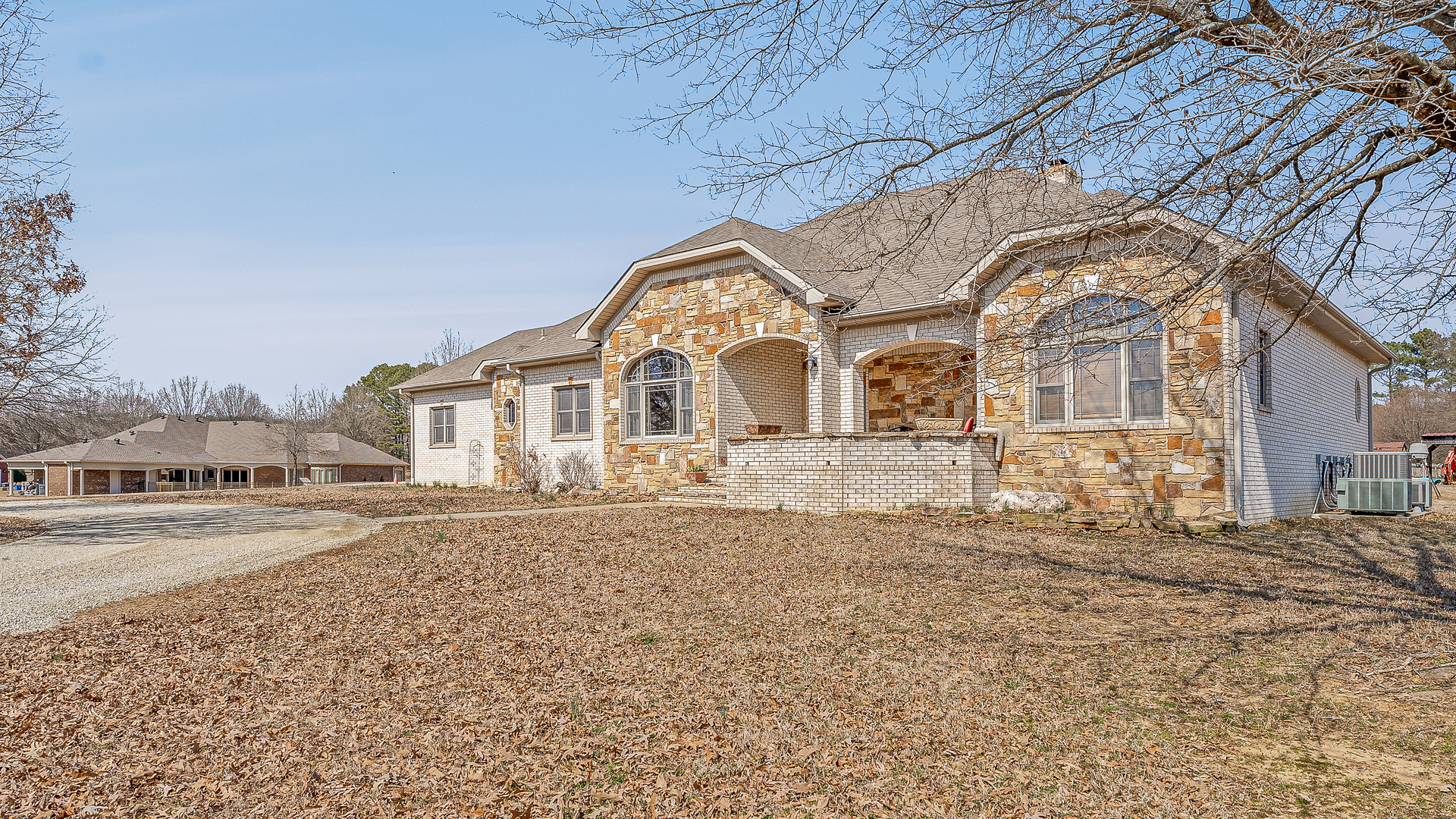 Jonesboro, Arkansas, 72405, United States, 4 Bedrooms Bedrooms, ,3 BathroomsBathrooms,Residential,For Sale,1942326