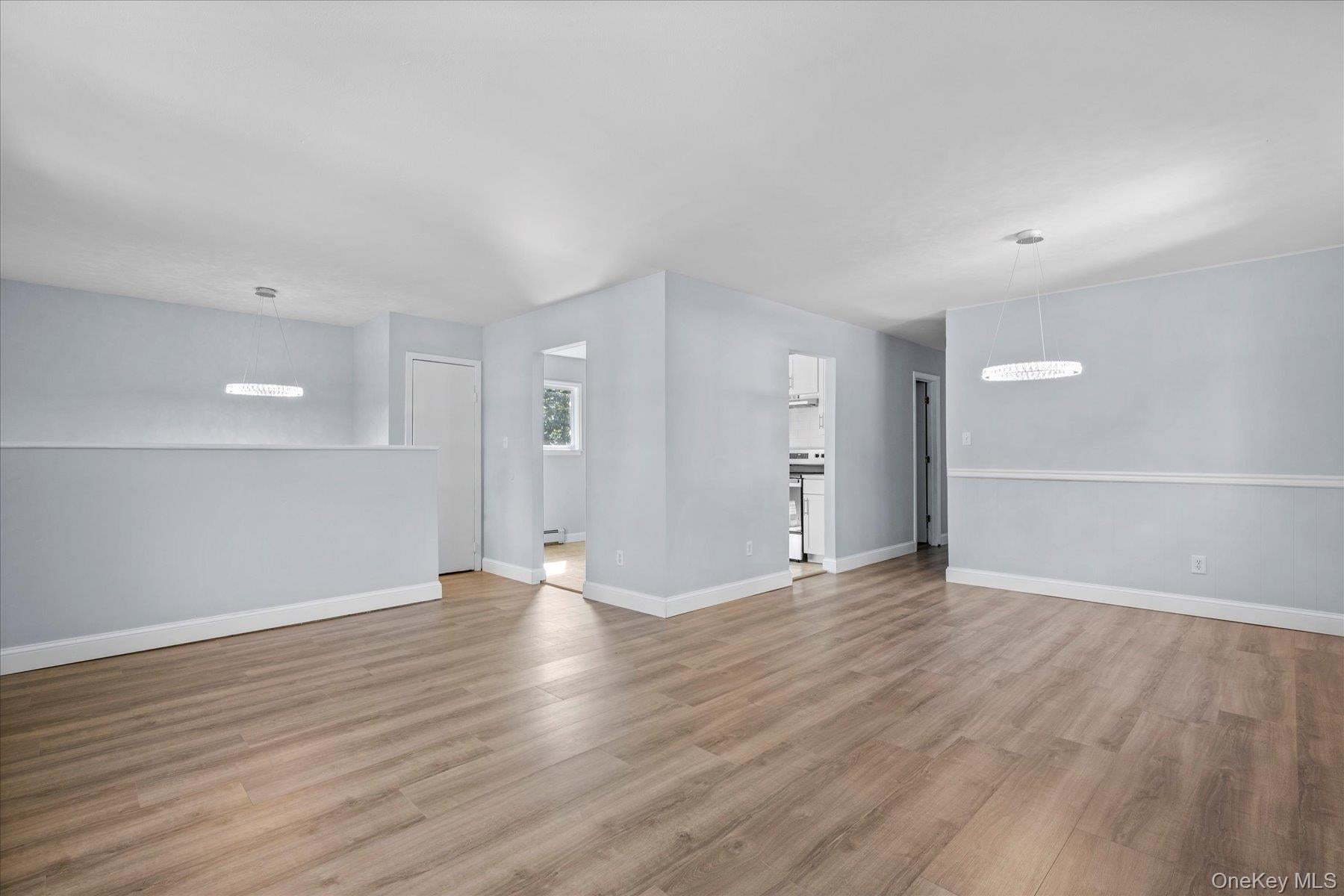 Mastic, New York, 11950, United States, 5 Bedrooms Bedrooms, ,2 BathroomsBathrooms,Residential,For Sale,1902791