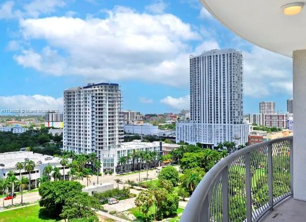 Miami, Florida, 33132, United States, 2 Bedrooms Bedrooms, ,2 BathroomsBathrooms,Residential,For Sale,1712667