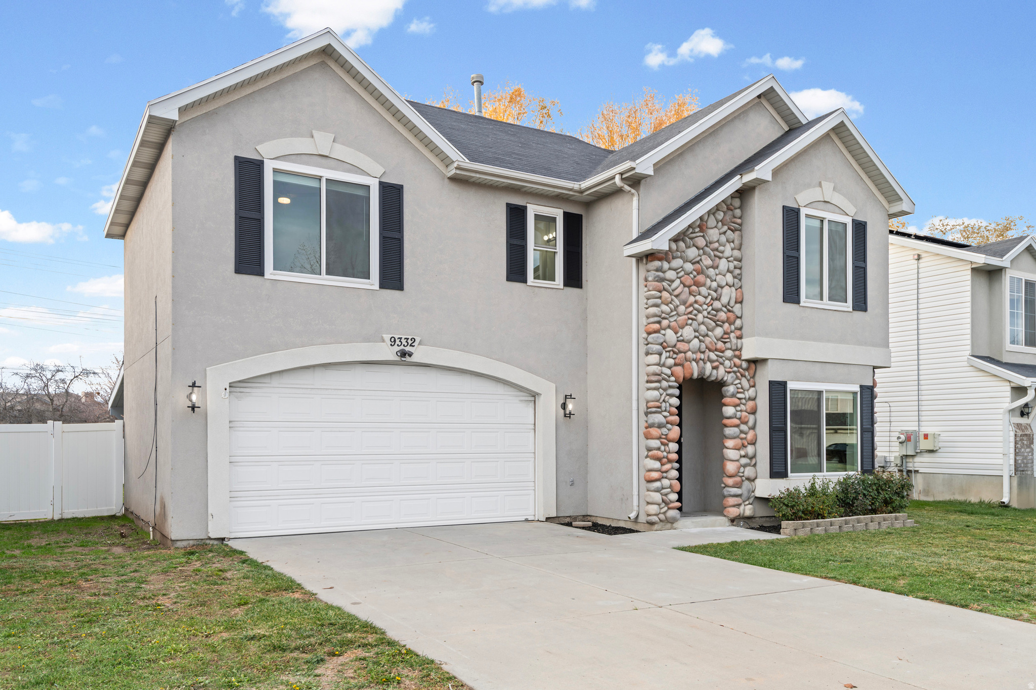 Sandy, Utah, 84070, United States, 3 Bedrooms Bedrooms, ,3 BathroomsBathrooms,Residential,For Sale,1996029