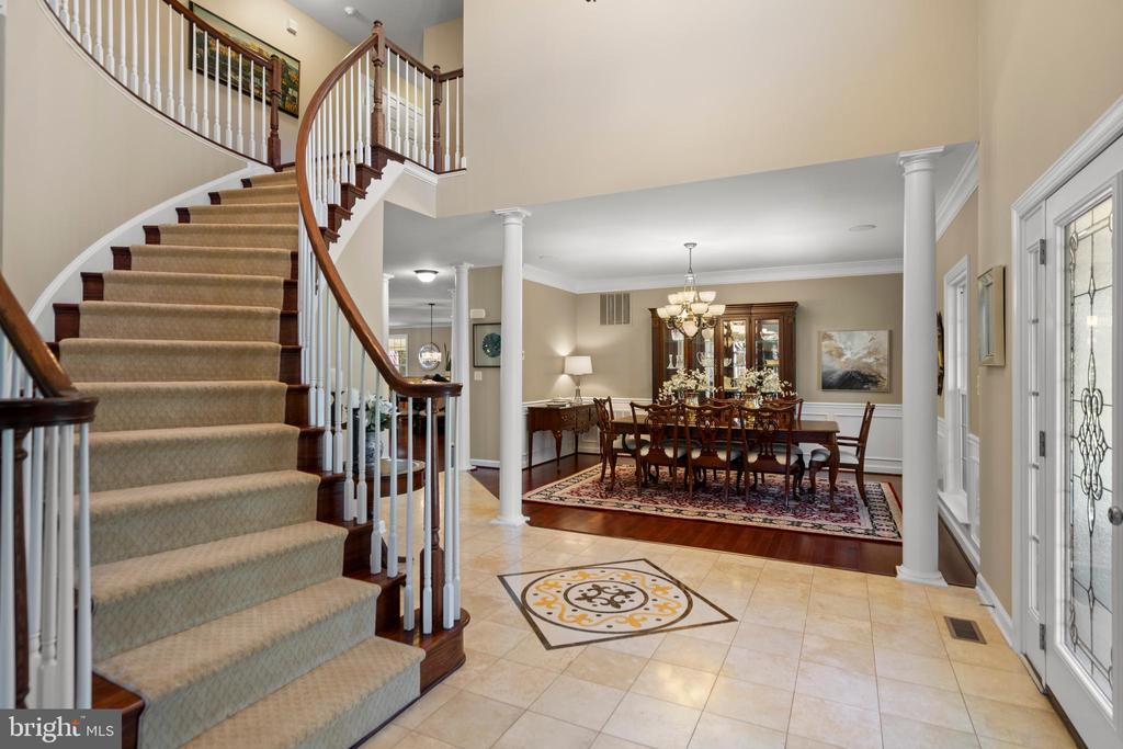 Broadlands, Virginia, 20148, United States, 5 Bedrooms Bedrooms, ,5 BathroomsBathrooms,Residential,For Sale,1977540