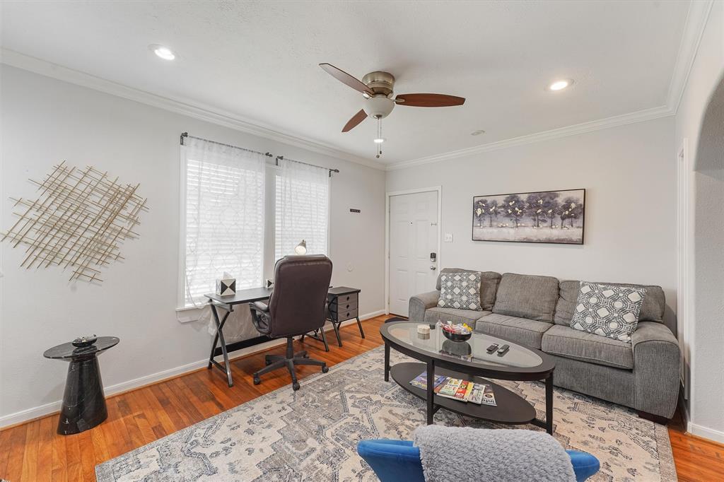 403 W Polk Street, Houston, Texas, 77019, United States, ,Residential,For Sale,403 W Polk Street,1554768