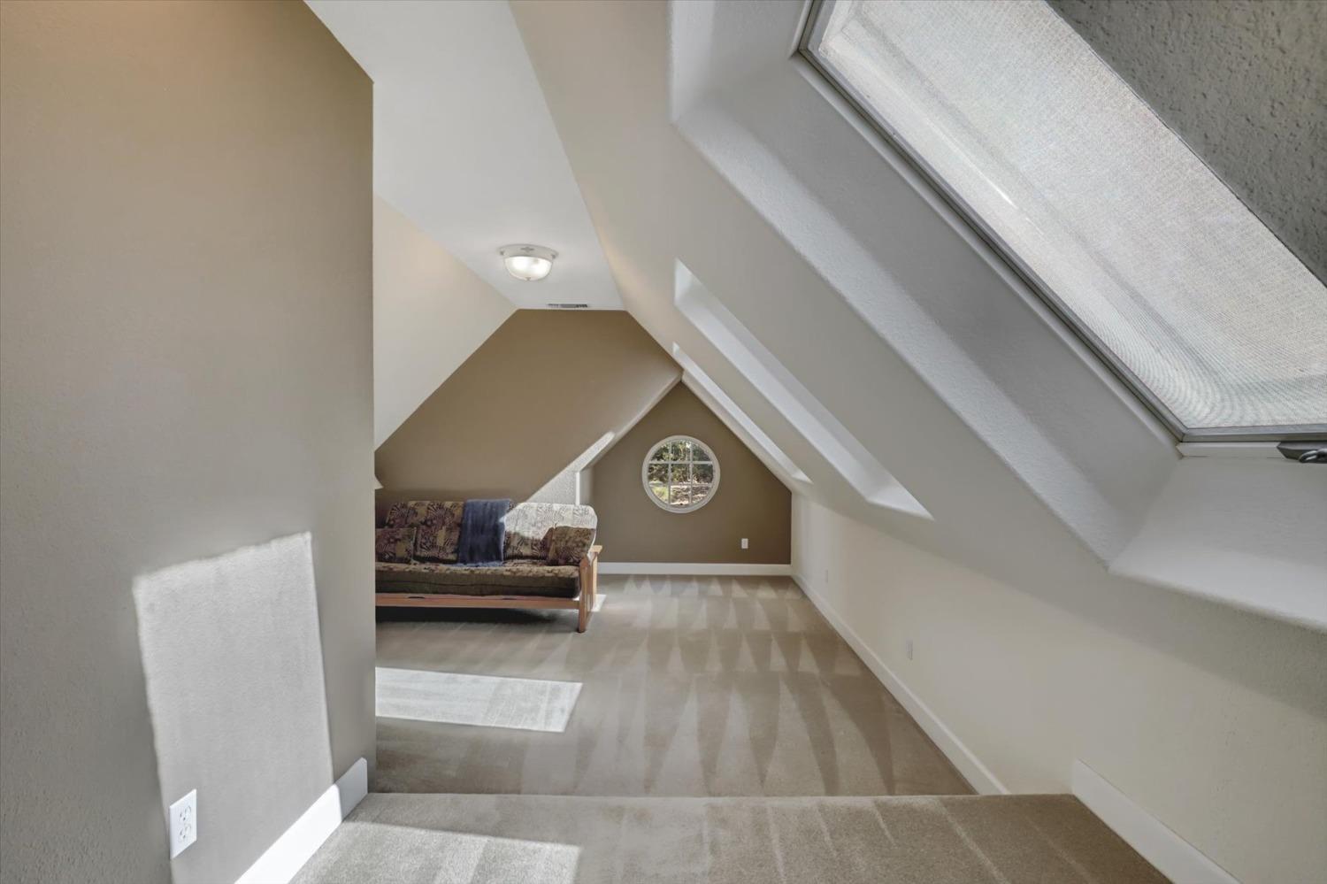 Grass Valley, California, 95945, United States, 4 Bedrooms Bedrooms, ,4 BathroomsBathrooms,Residential,For Sale,1986075