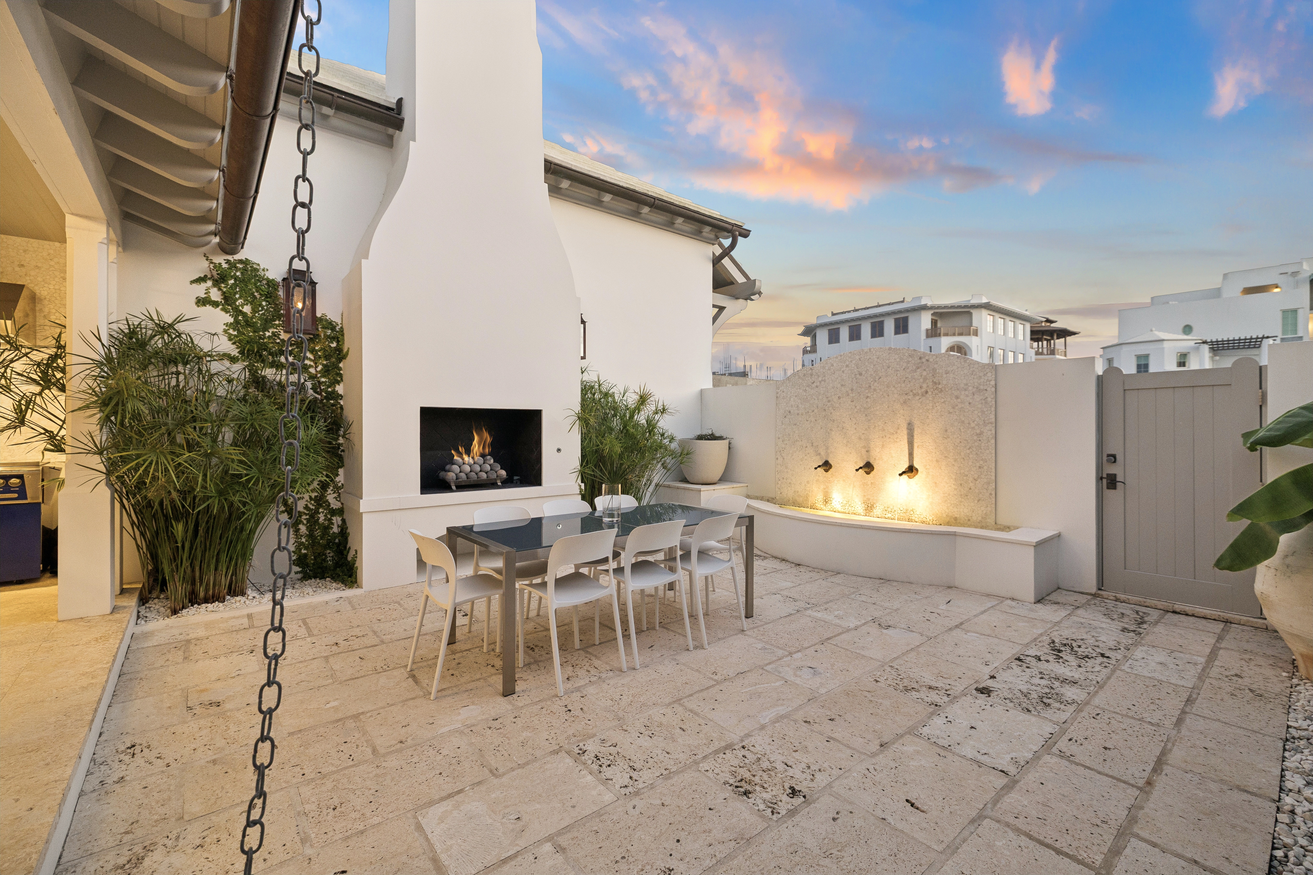  Sophisticated Home With Room For Pool Moments From The Gulf - 物件實景