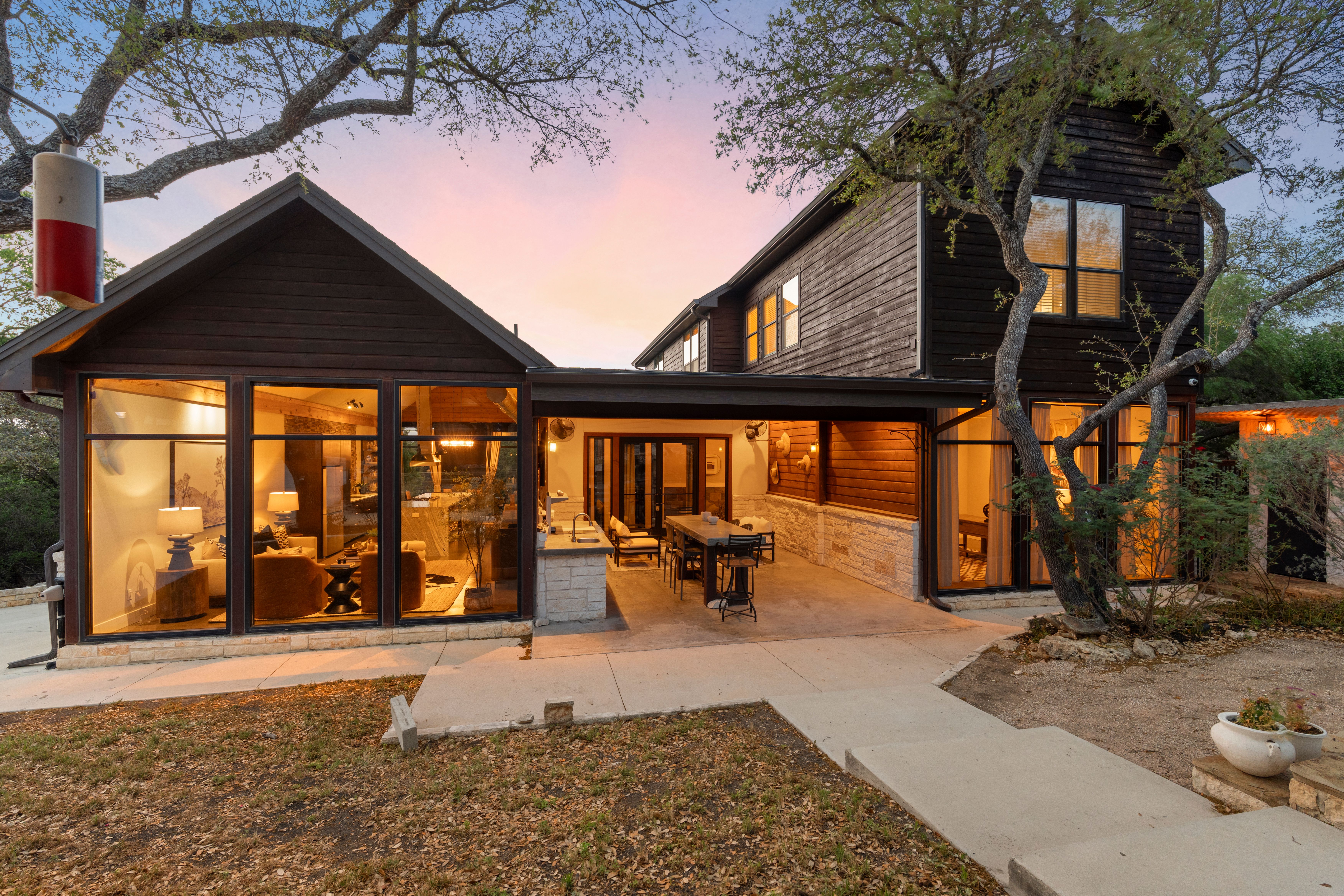  Spring Branch Luxury on 2.3 Acres - 物件實景