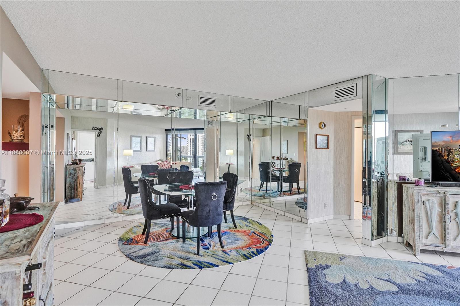 Aventura, Florida, 33180, United States, 2 Bedrooms Bedrooms, ,2 BathroomsBathrooms,Residential,For Sale,1954501