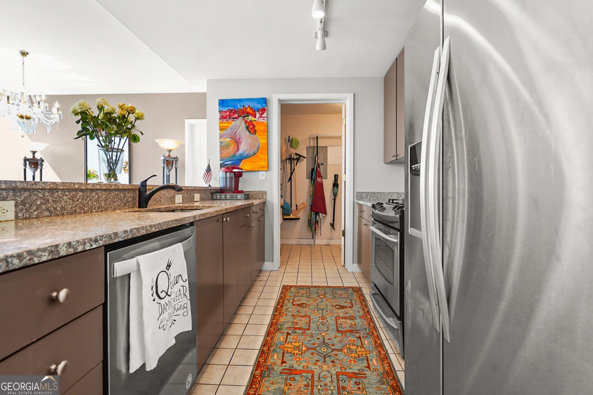 Atlanta, Georgia, 30326, United States, 2 Bedrooms Bedrooms, ,3 BathroomsBathrooms,Residential,For Sale,2001794