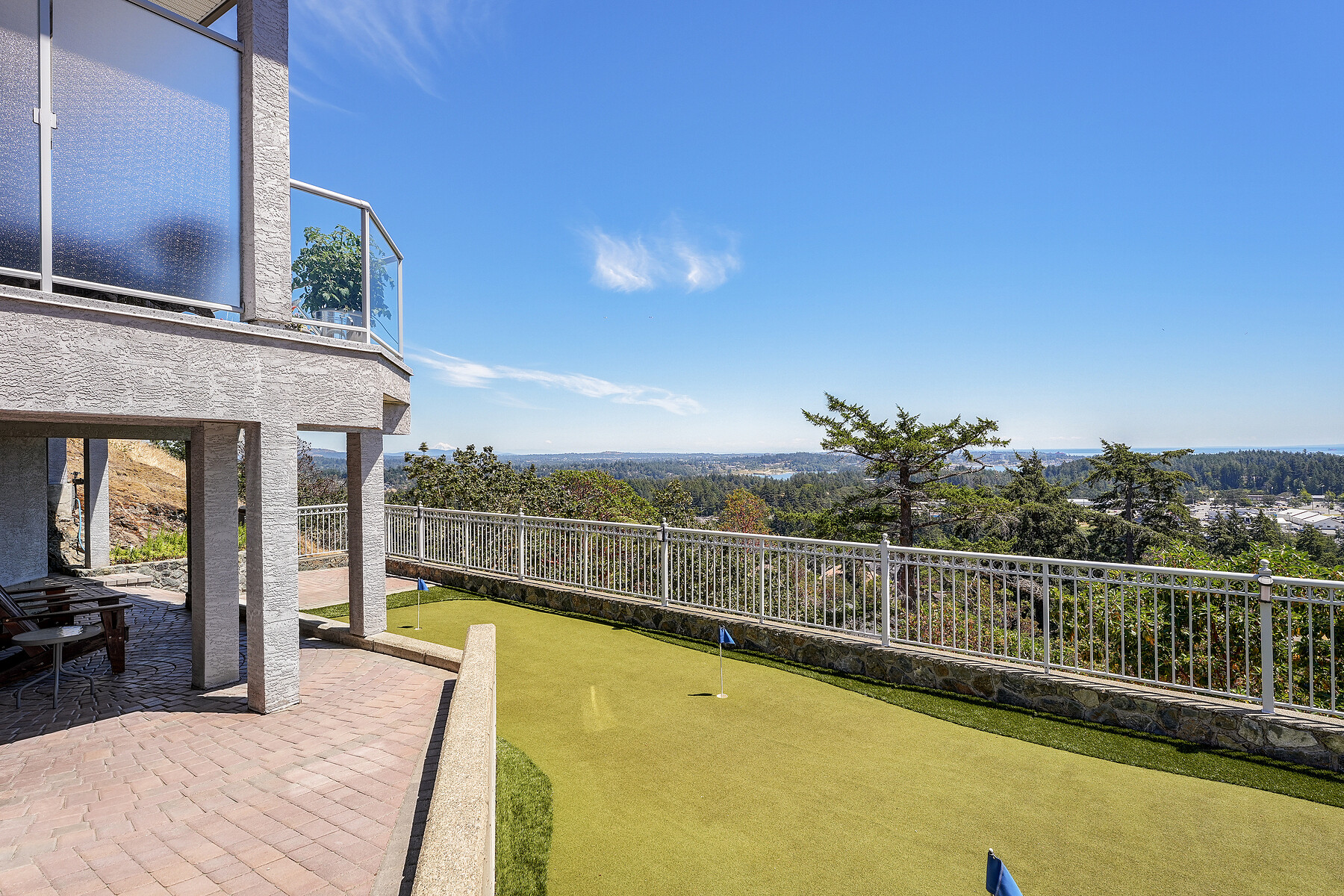  Custom Home in Crystal View - 物件實景