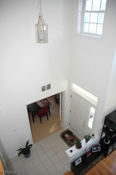Wayne Twp., New Jersey, 07470, United States, 3 Bedrooms Bedrooms, ,3 BathroomsBathrooms,Residential,For Sale,1943649