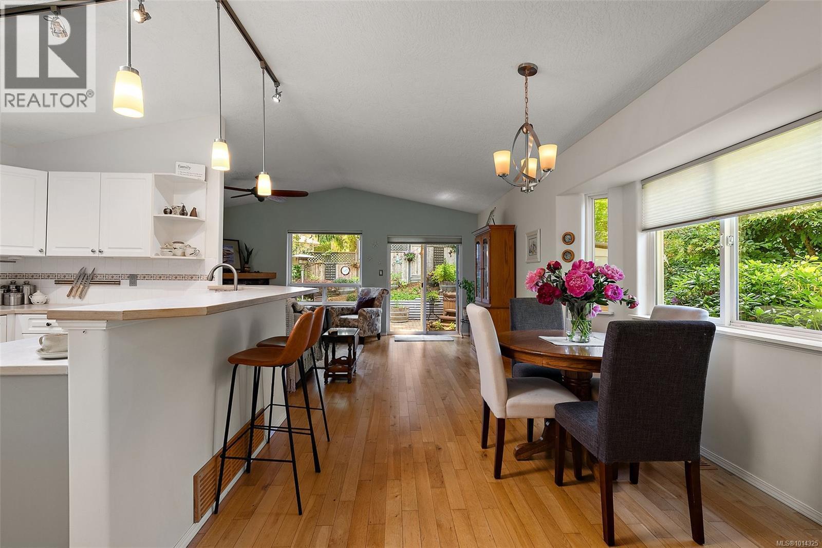 DUNCAN, British Columbia, V9L 5K8, CA, 3 Bedrooms Bedrooms, ,2 BathroomsBathrooms,Residential,For Sale,1950422