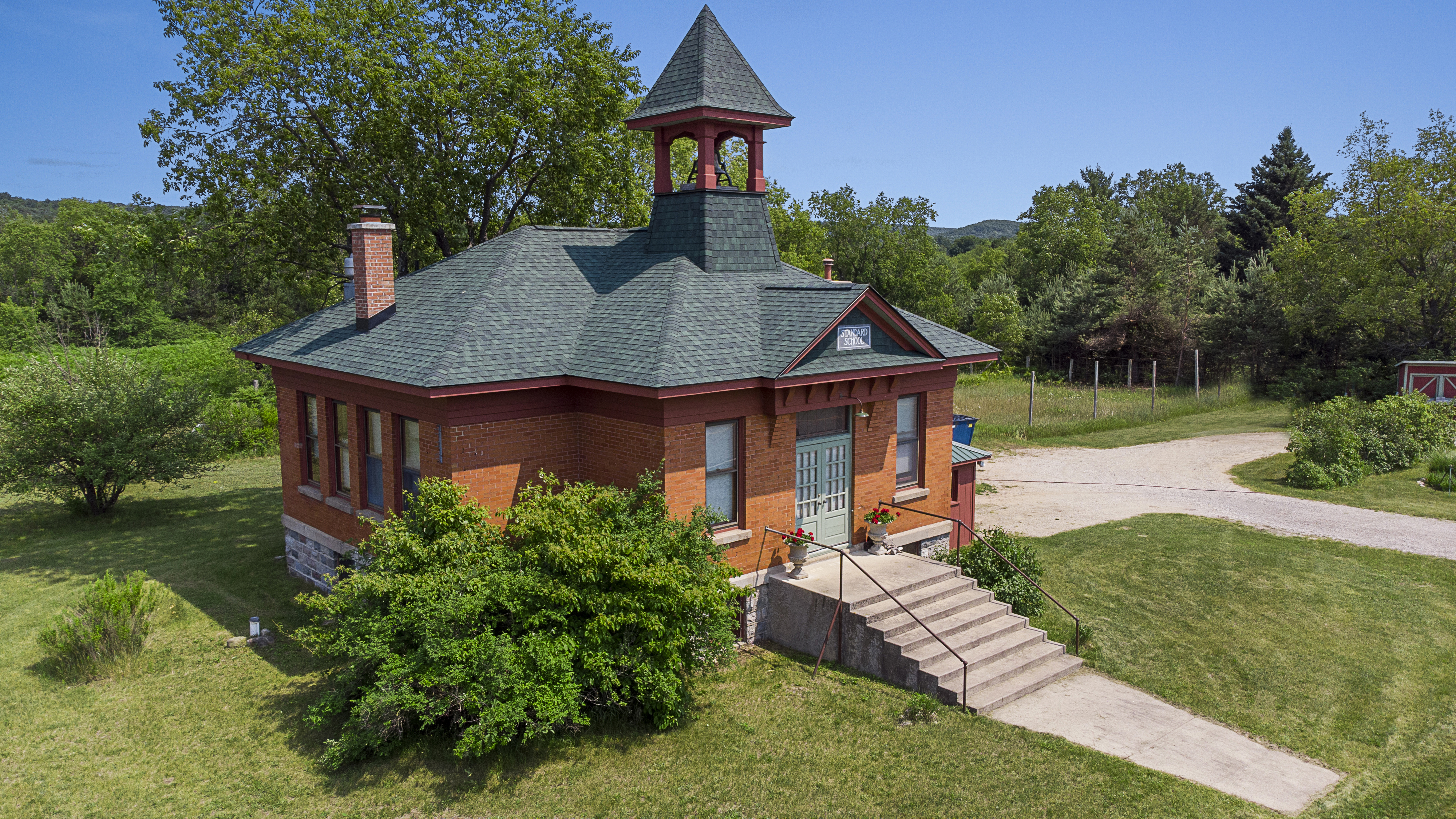  Historic Renovated School House - 物件實景